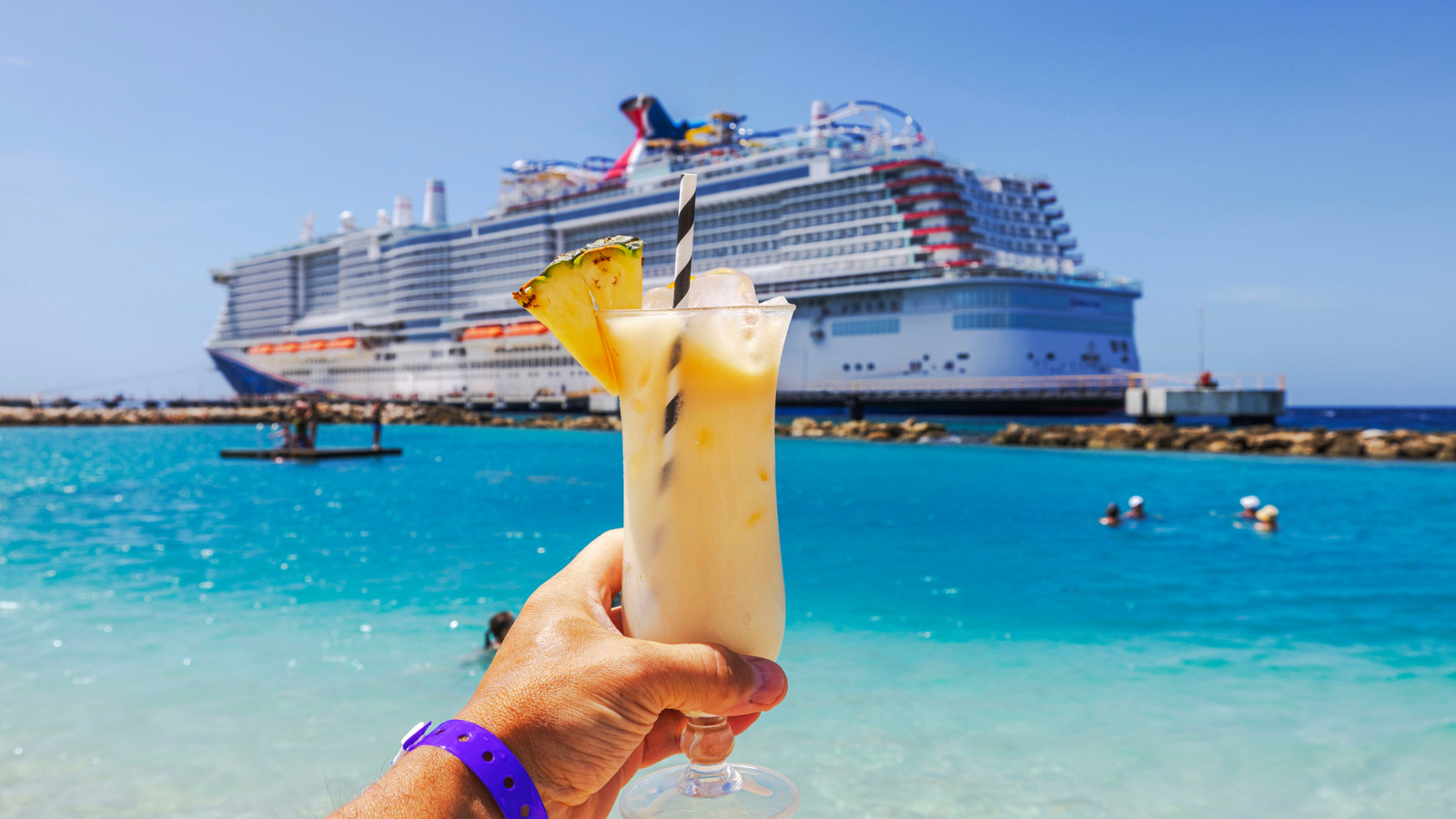 Carnival Cruise Line Keeps Quiet Over New Restriction To Its Drink Package