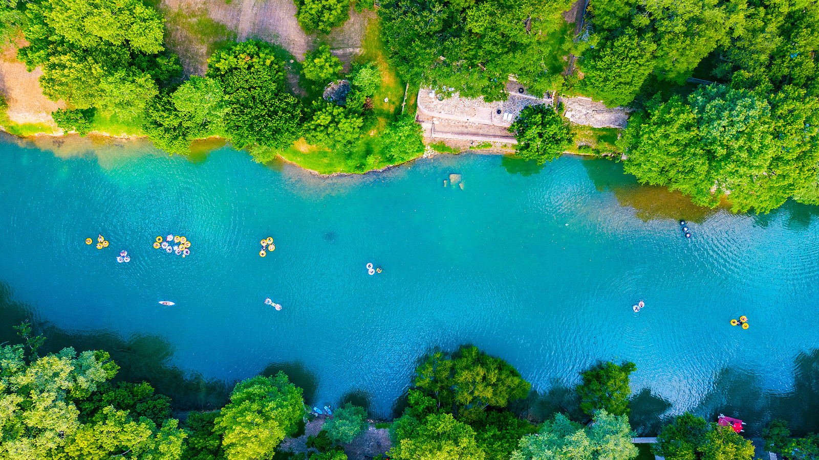 The "Maldives Of Texas" Is A Secret Resort-Style Neighborhood In The Scenic Hill Country