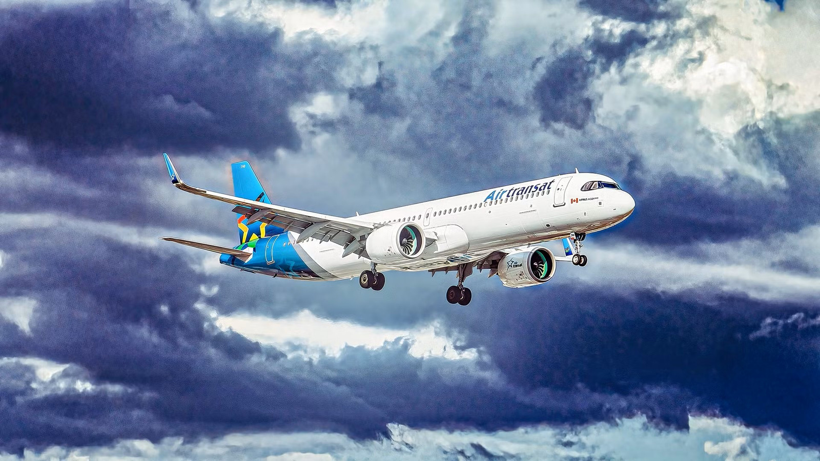 Air Transat Warns Canadians To Cancel Holiday Trips And Fly Home Early With Just 72 Hours' Notice