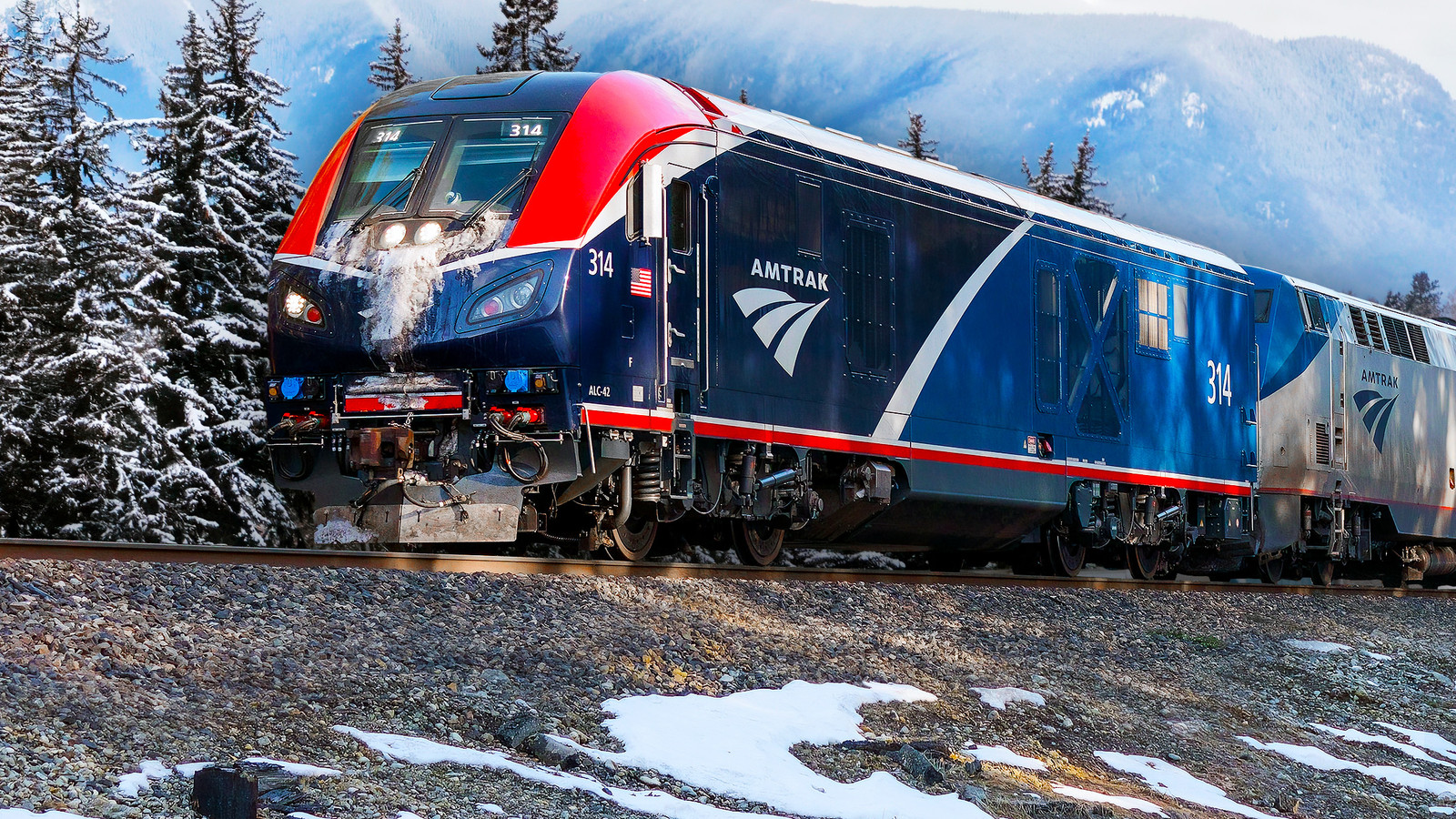 Amtrak's Most Beautiful Winter Routes: California Zephyr Vs. Empire Builder