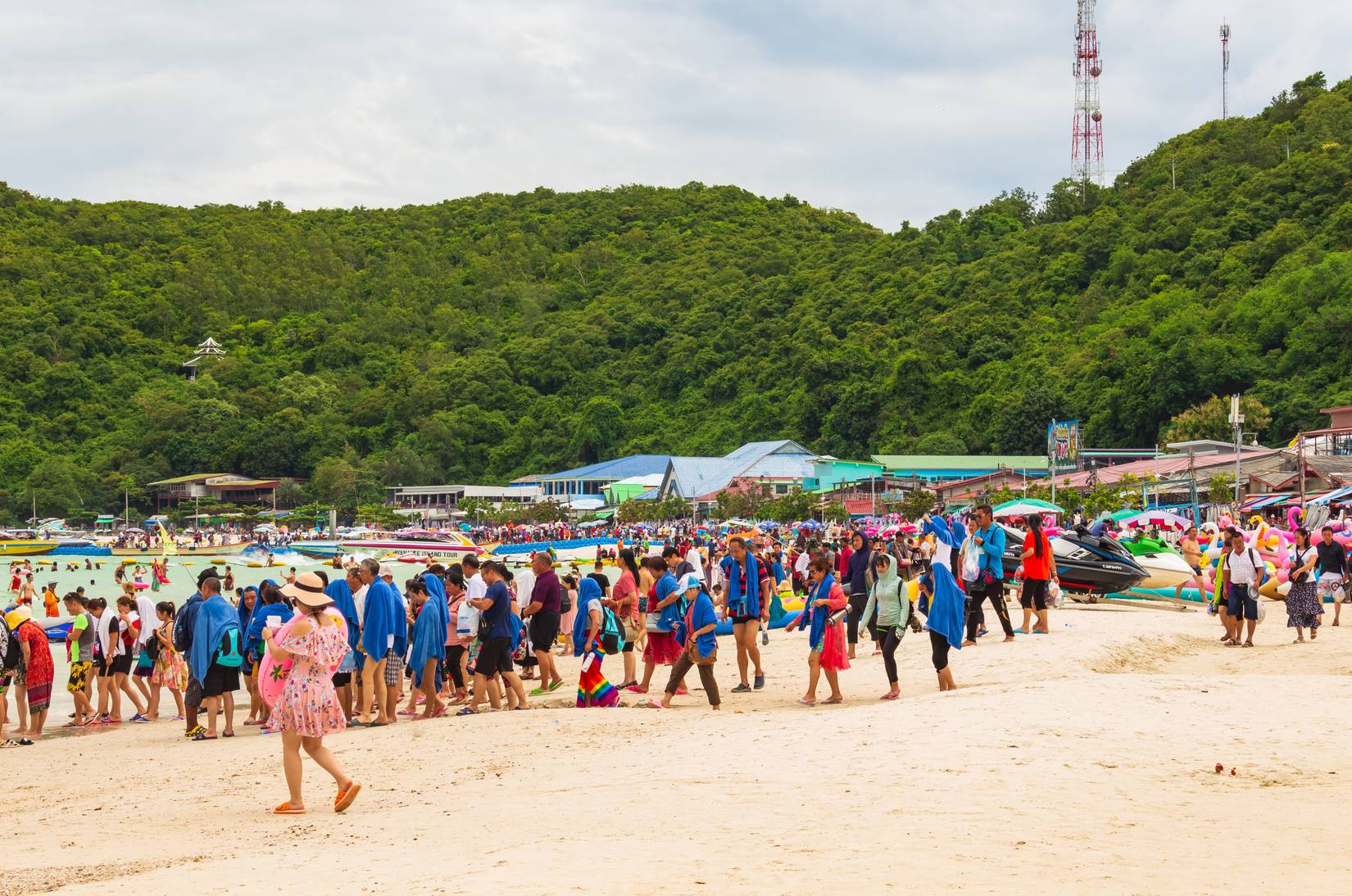 Popular Tourist Destination Punishes American Tourists For Poor ...