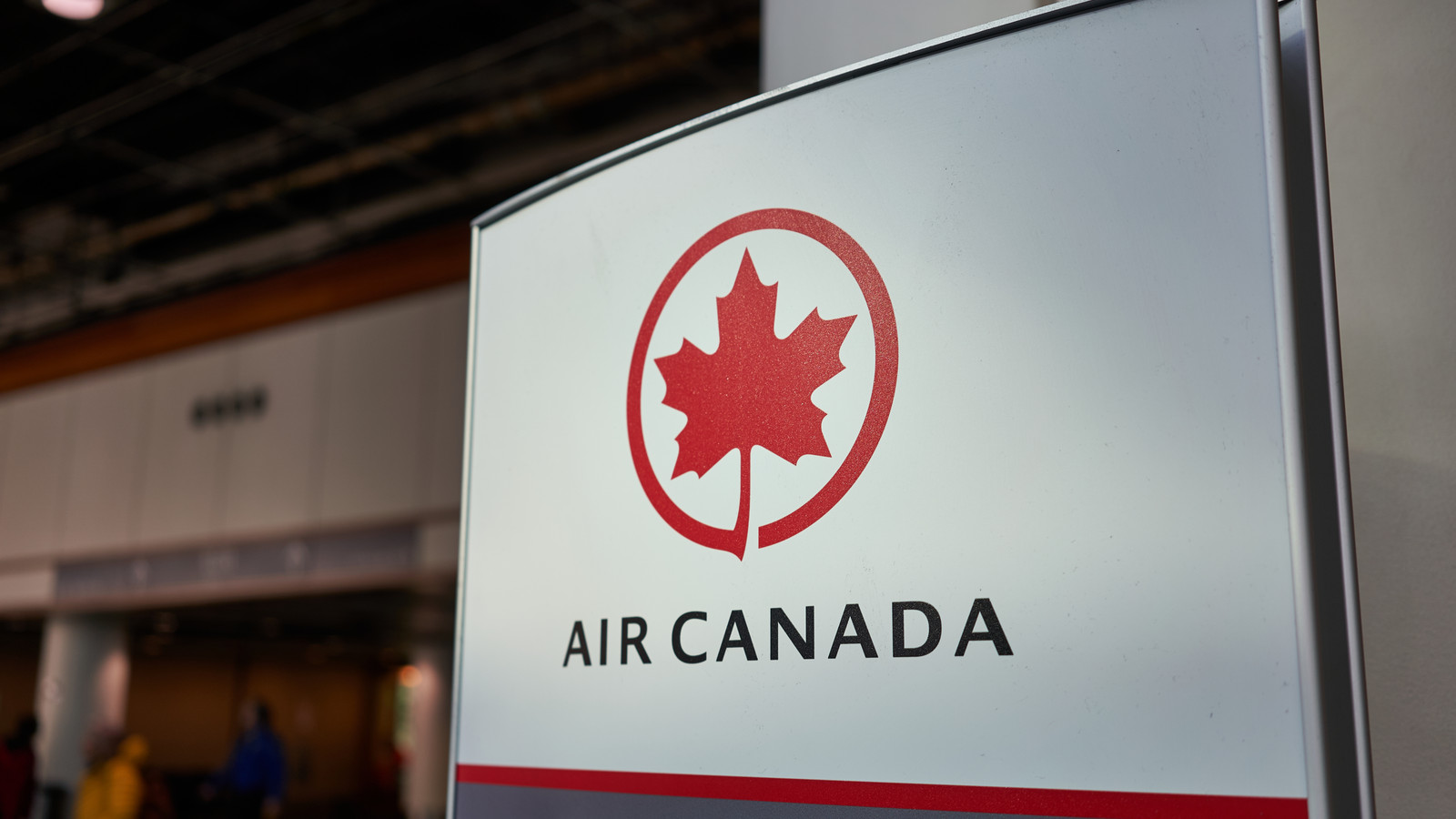 Air Canada Cancels Flights As Its Biggest Hubs Face Severe Winter Weather Conditions To Start The Week