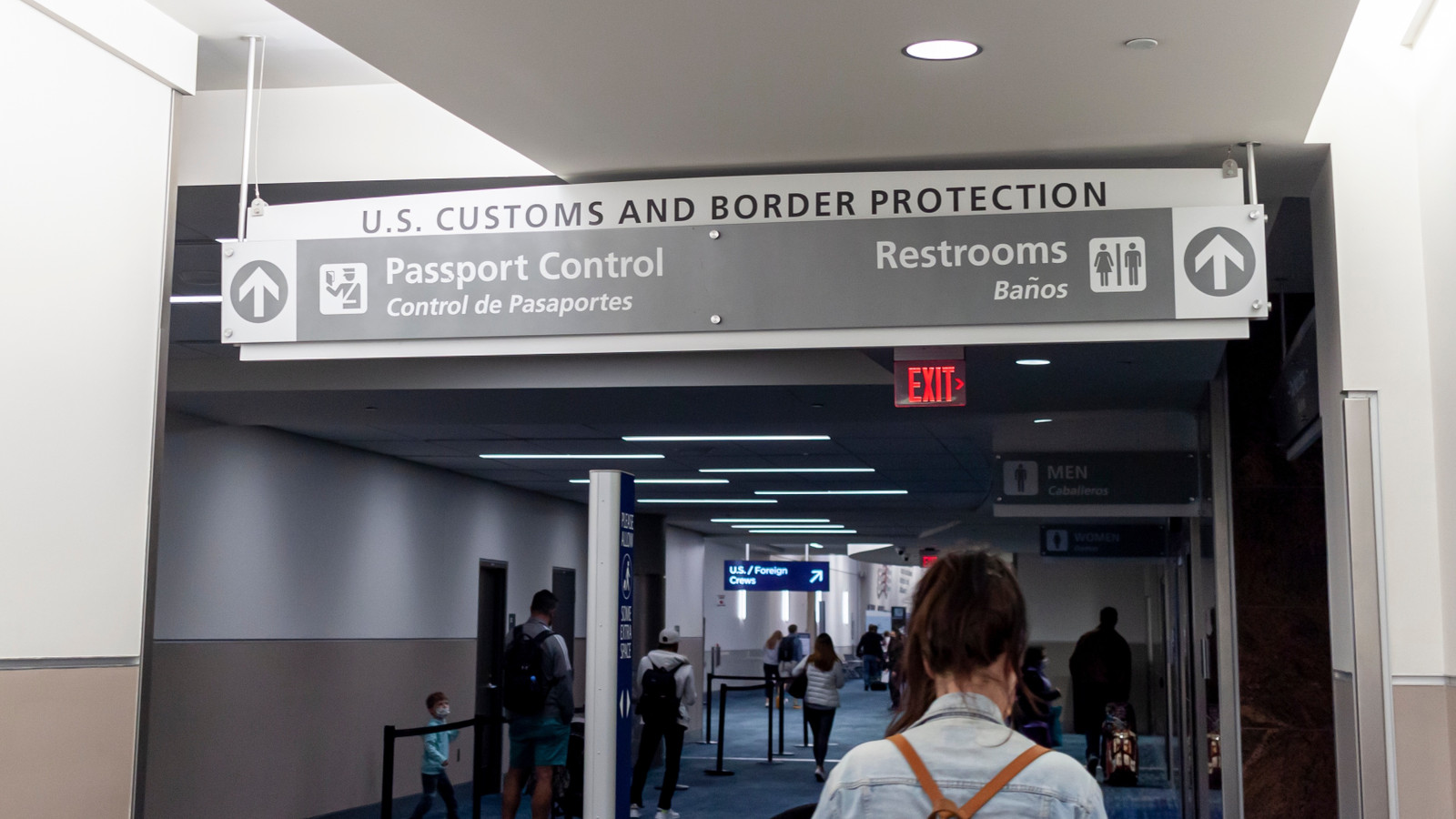 Canadians Warned New U.S. Border Rule Strips Away Their "Constitutional Protections"