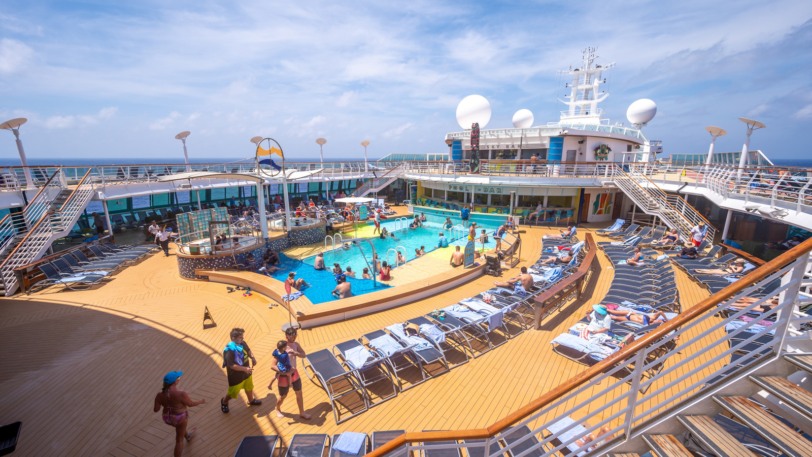 Royal Caribbean Reaffirmed Its "Chair-Hogging" Rule: Here's How Guests Are Reacting