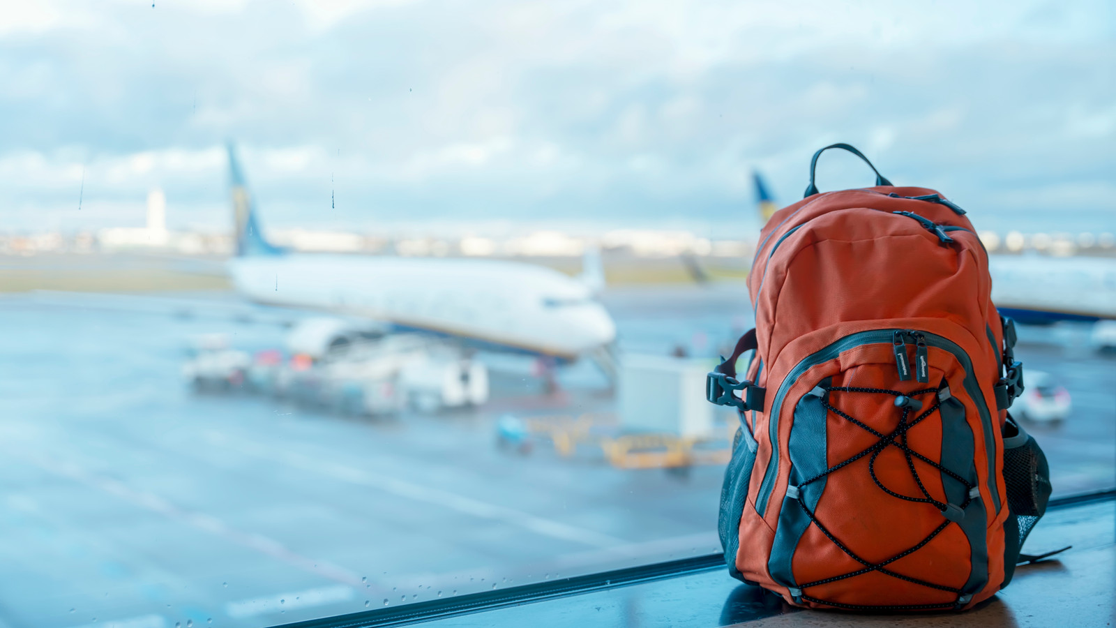 United Airlines Maintains Its Ban On Critical Winter Backcountry Safety Item United Airlines Maintains Its Ban On Critical Winter Backcountry Safety Item