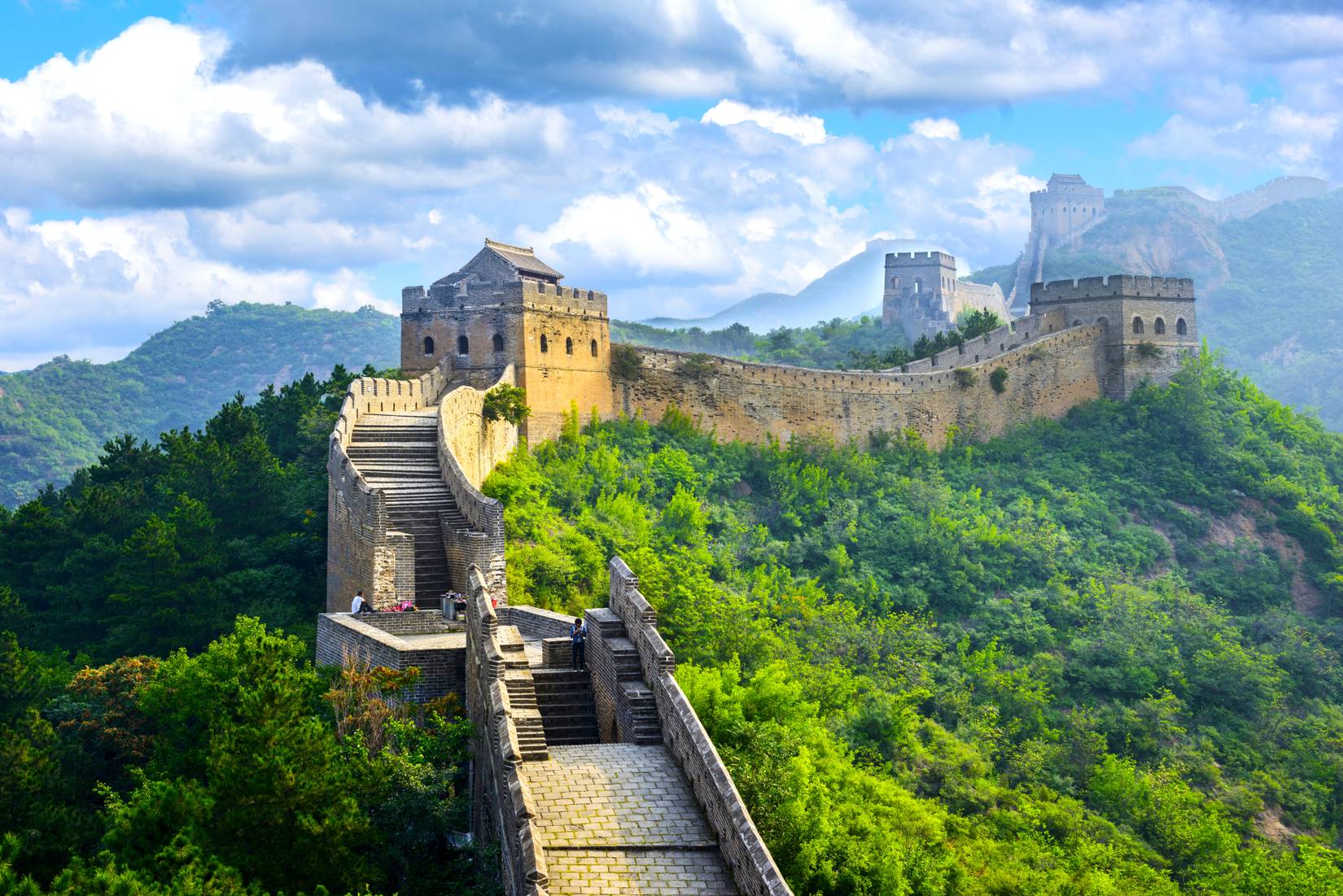 The Great Wall of China on sunny day