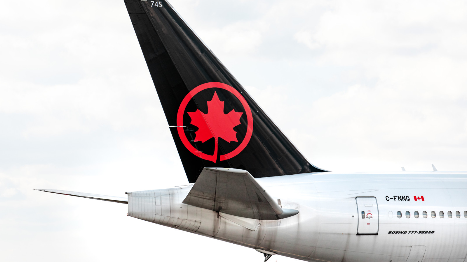 Air Canada Responds After Federal Government Opens Its Skies To Unexpected Competition