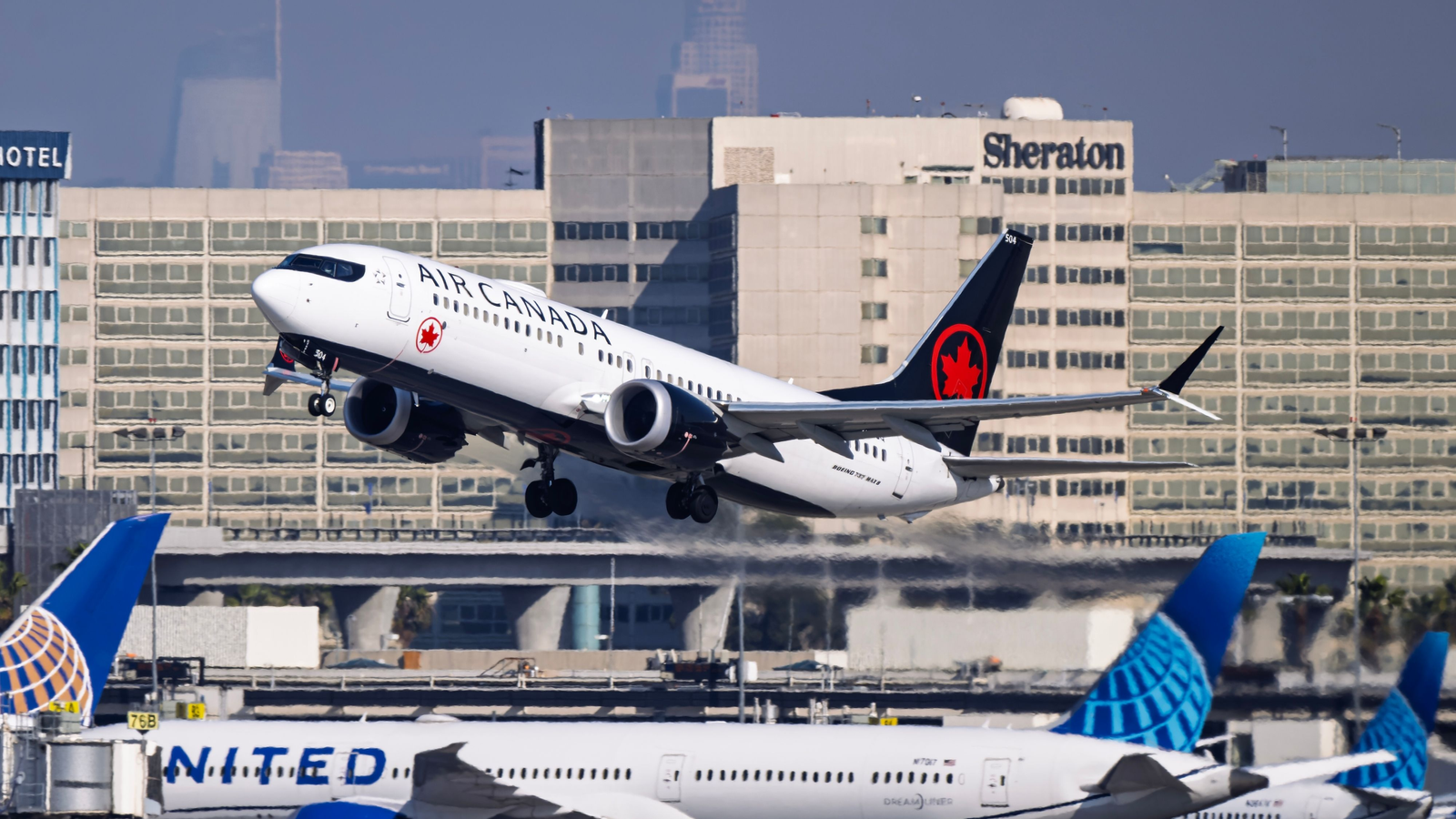 "Cancel All Air Routes To The USA": Canadians Demand More U.S. Travel Boycotts As Canada Gets New Flights