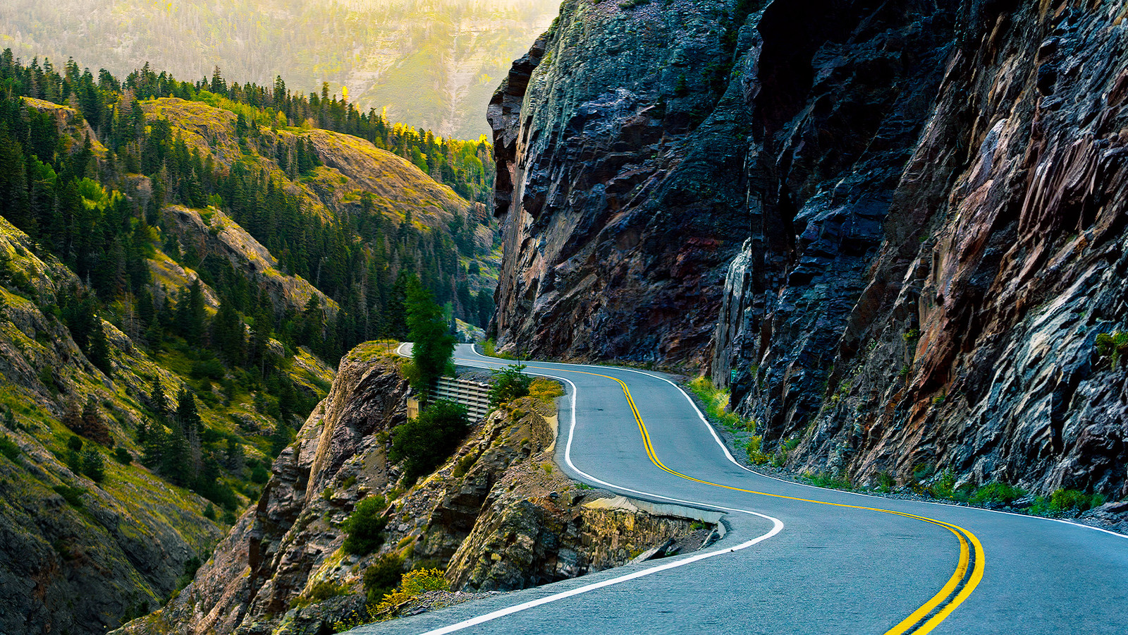 America's Most Beautiful Road Trip Route Is Also Its Most Deadly