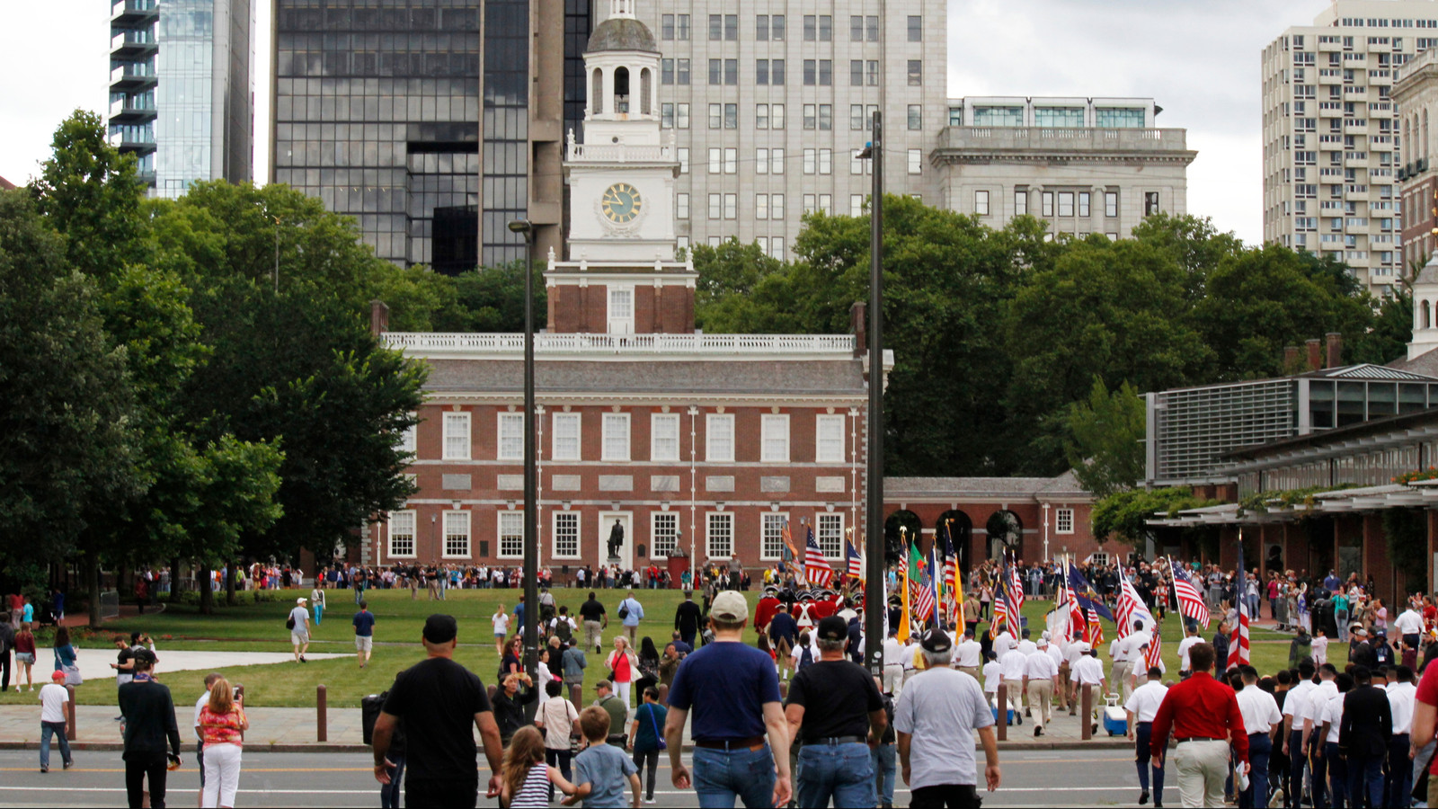 National Park Service Faces Backlash After Instagram Post Obviously Omits Site Of Controversial Sign Removal