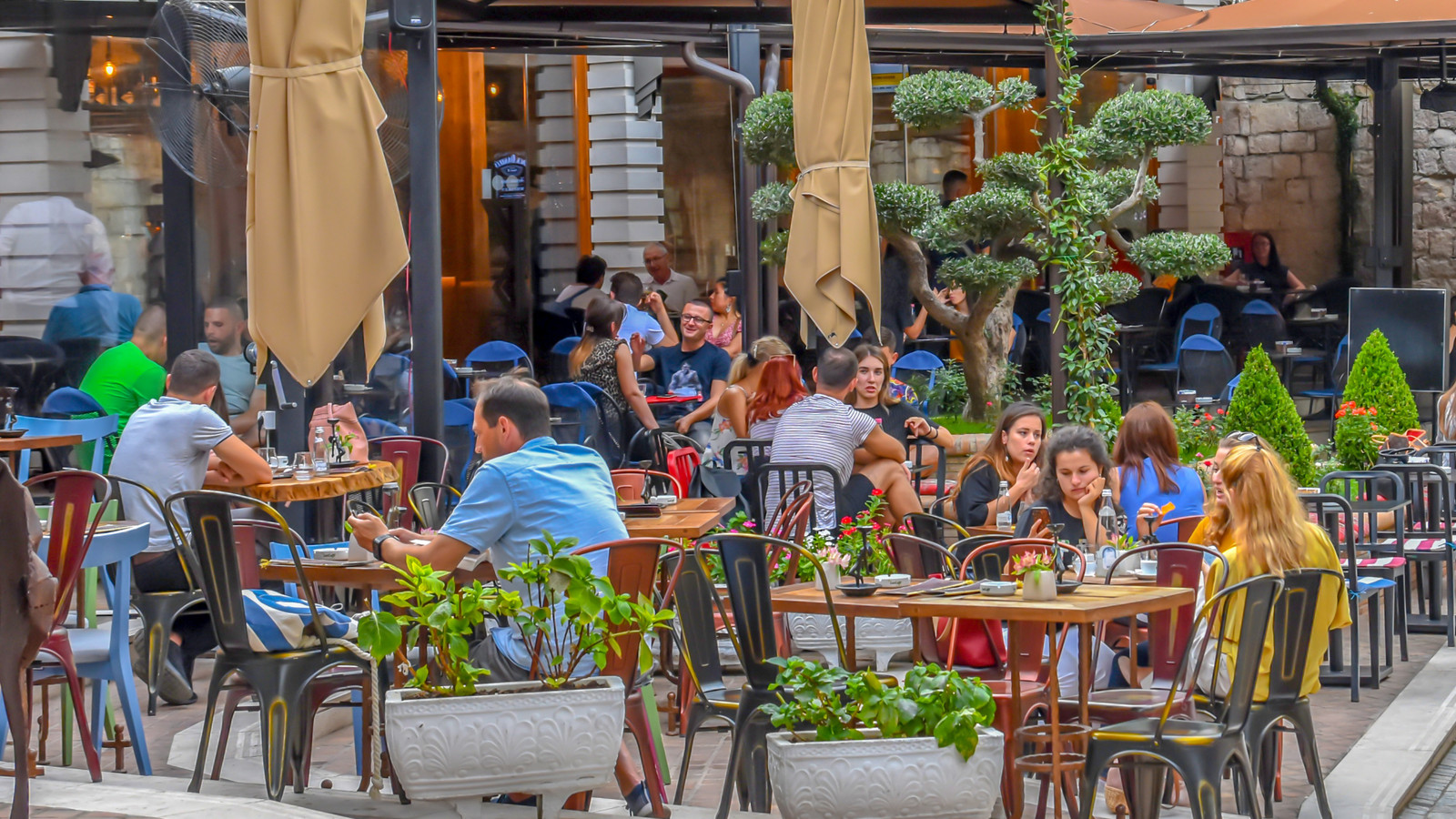 US Warns of Off-Limits Restaurants in Europe's Budget Gem