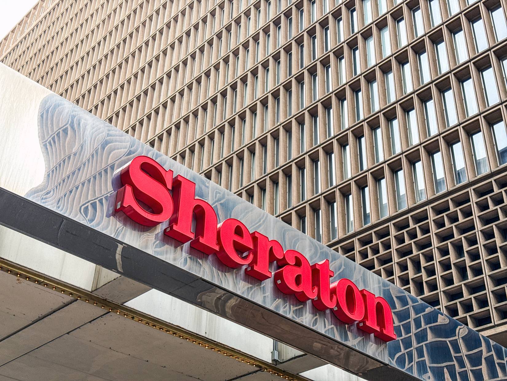 New York City Hotel Guest Overcharged $1,600 Without Explanation ...