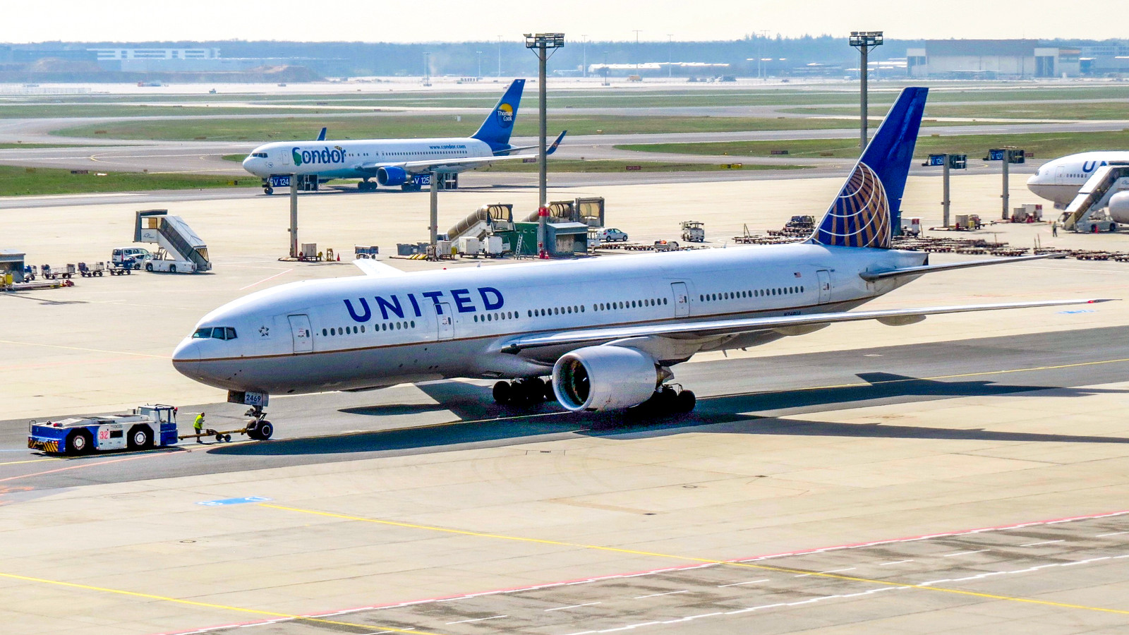 United Airways Flight 1890 Injures Three Flight Attendants Due To A Severe Mistake By Air Site visitors Controllers United Airways Flight 1890 Injures Three Flight Attendants Due To A Severe Mistake By Air Site visitors Controllers