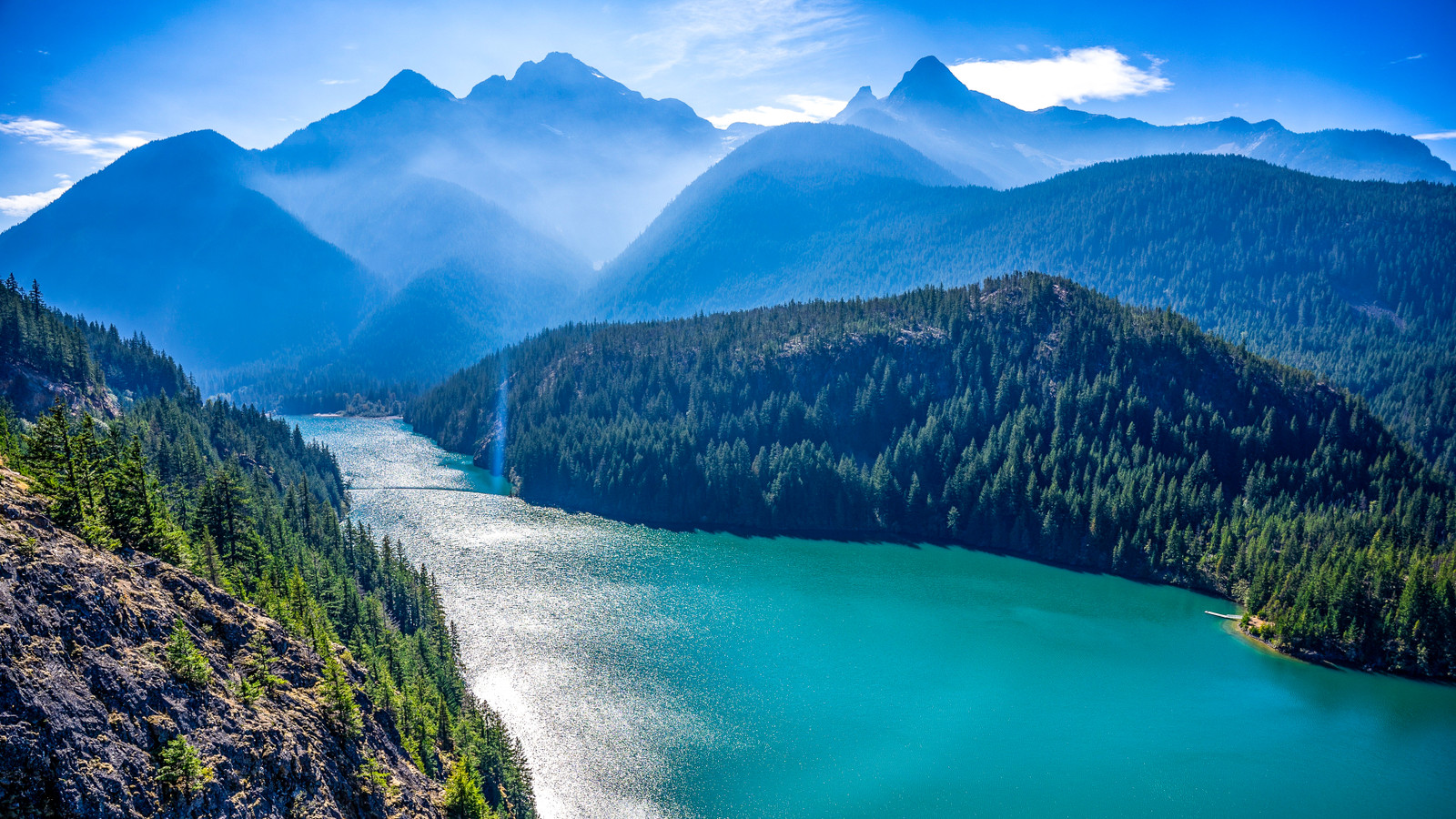 The "Moraine Lake" Of The U.S. In America's Most Underrated National Park Is The Best Banff Lookalike