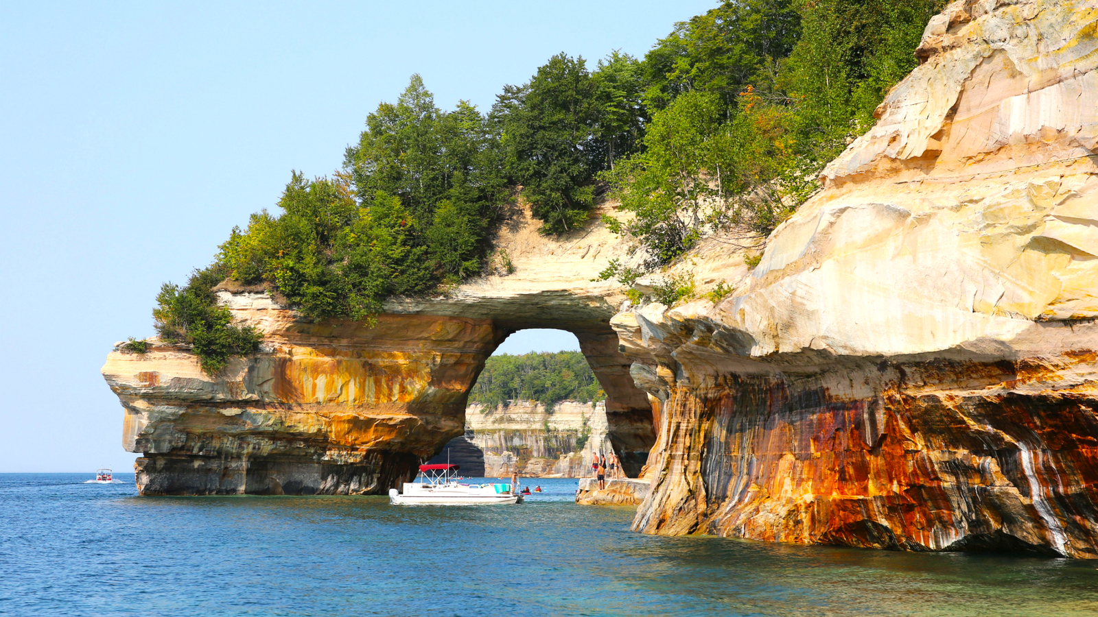 U.S. National Park Site Bans And Fines Tourists $1,250 After Yet More Disrespectful Behavior
