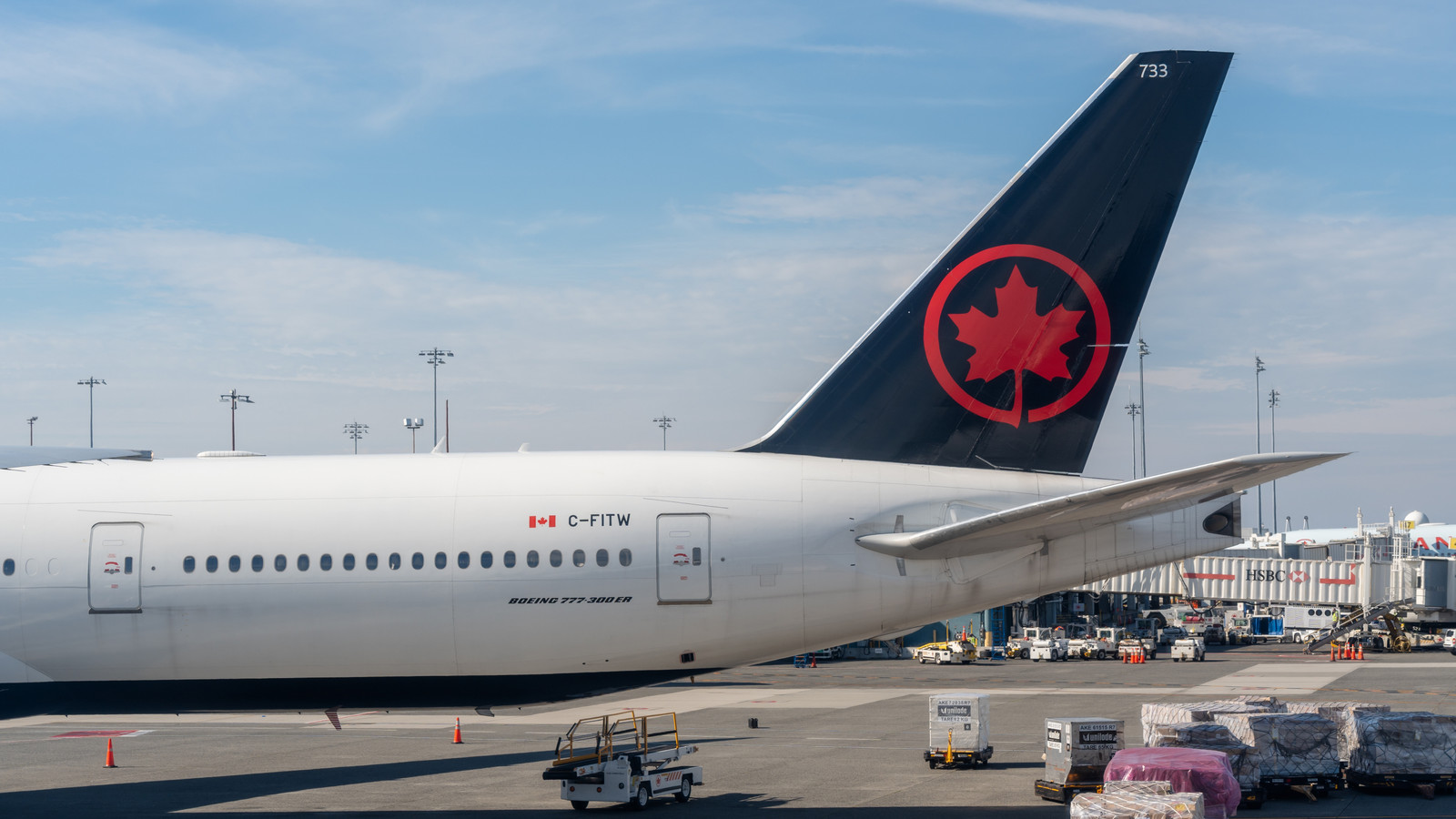 LaGuardia Airport Already Cancels Half Of Its Flights Following Air Canada Crash
