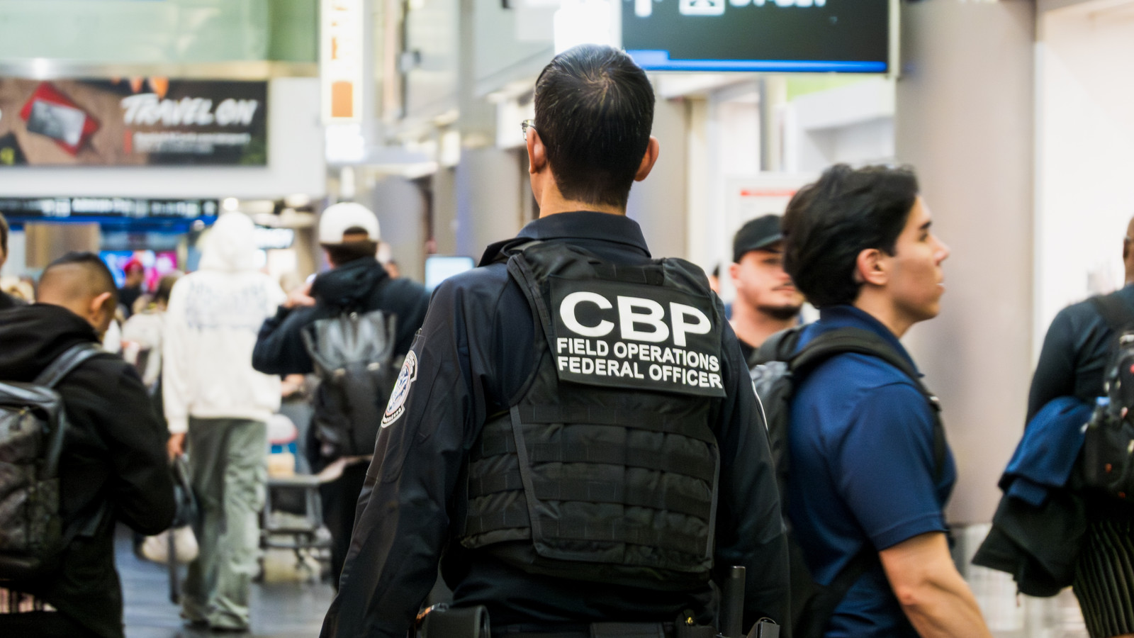 New Homeland Security Secretary Considers Banning International Flights At Major U.S. Airports