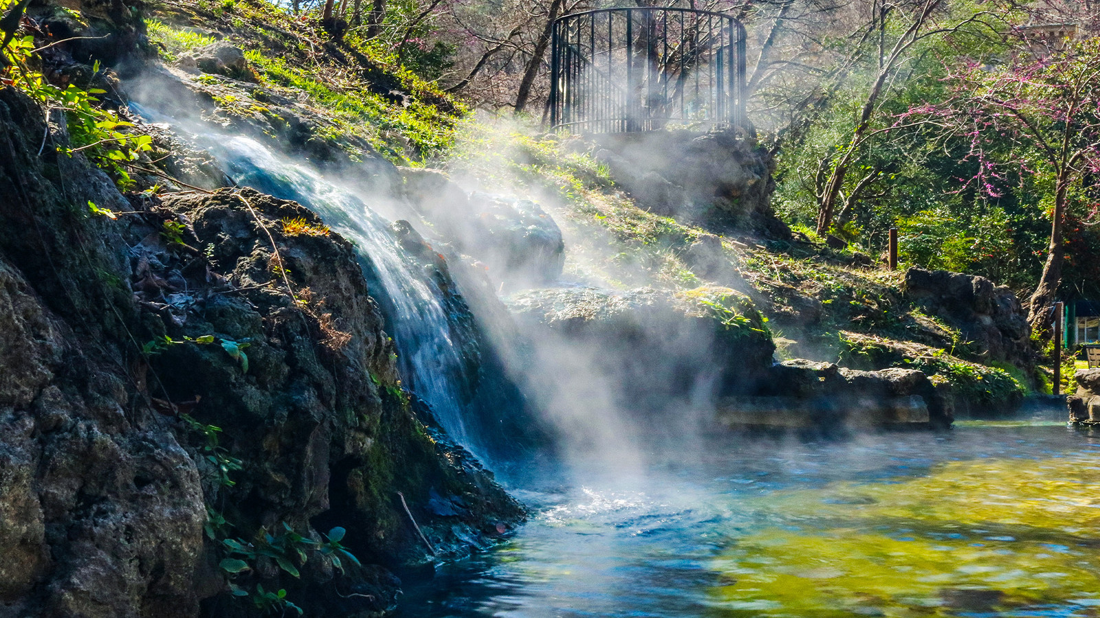 This Underrated National Park Is Home To America s Most Famous Hot this-underrated-national-park-is-home-to-america-s-most-famous-hot