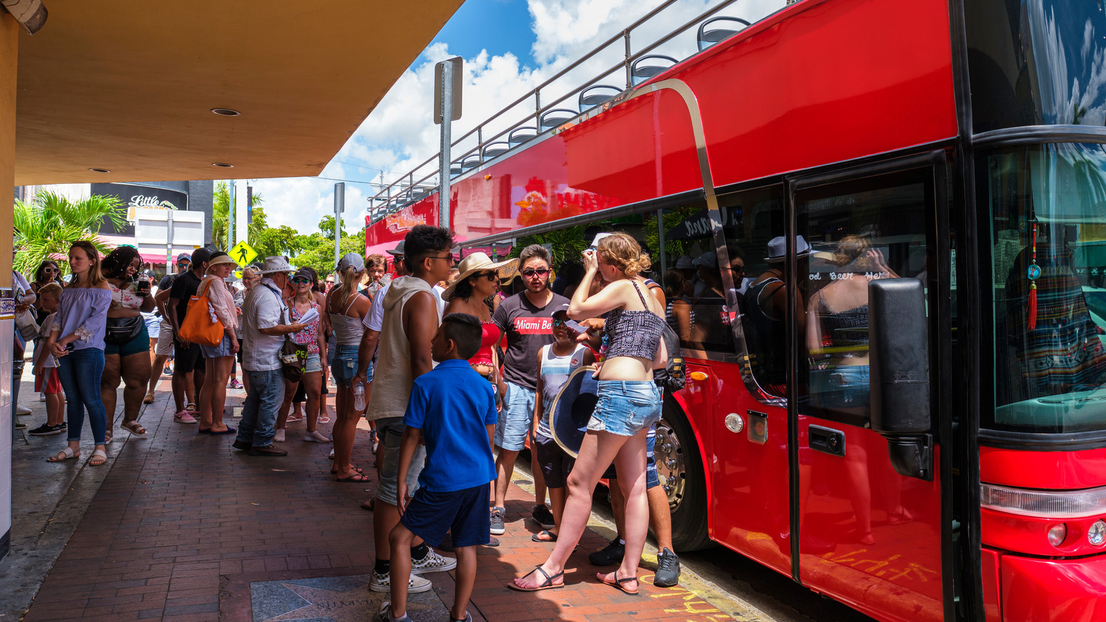 “U.S. Is Not The People’s Go-To Place Anymore”: Former USA-Loving Tourists Reveal Their New Travel Destination Of Interest As Boycotts Continue