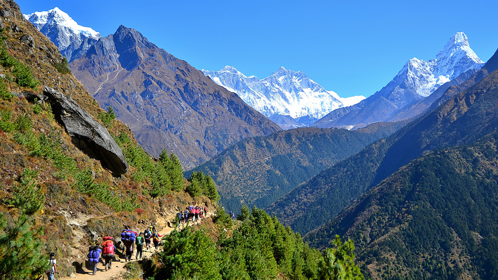 $20M Scam Targets Canadians in Top Adventure Spot