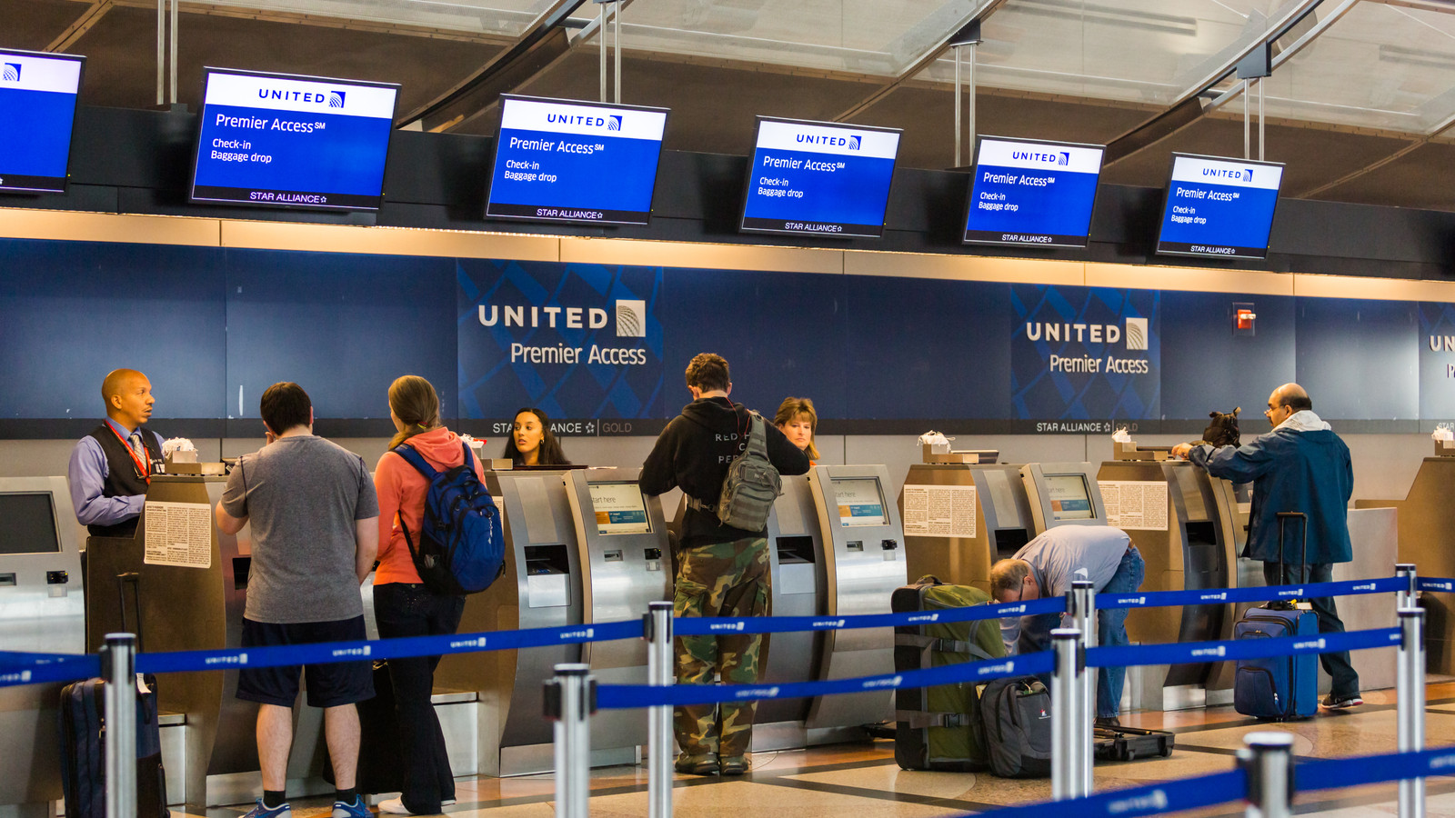 United Airlines' Major Hub Potentially Caught Overcharging For Checked Bags Even Before The Newly Increased Bag Fees