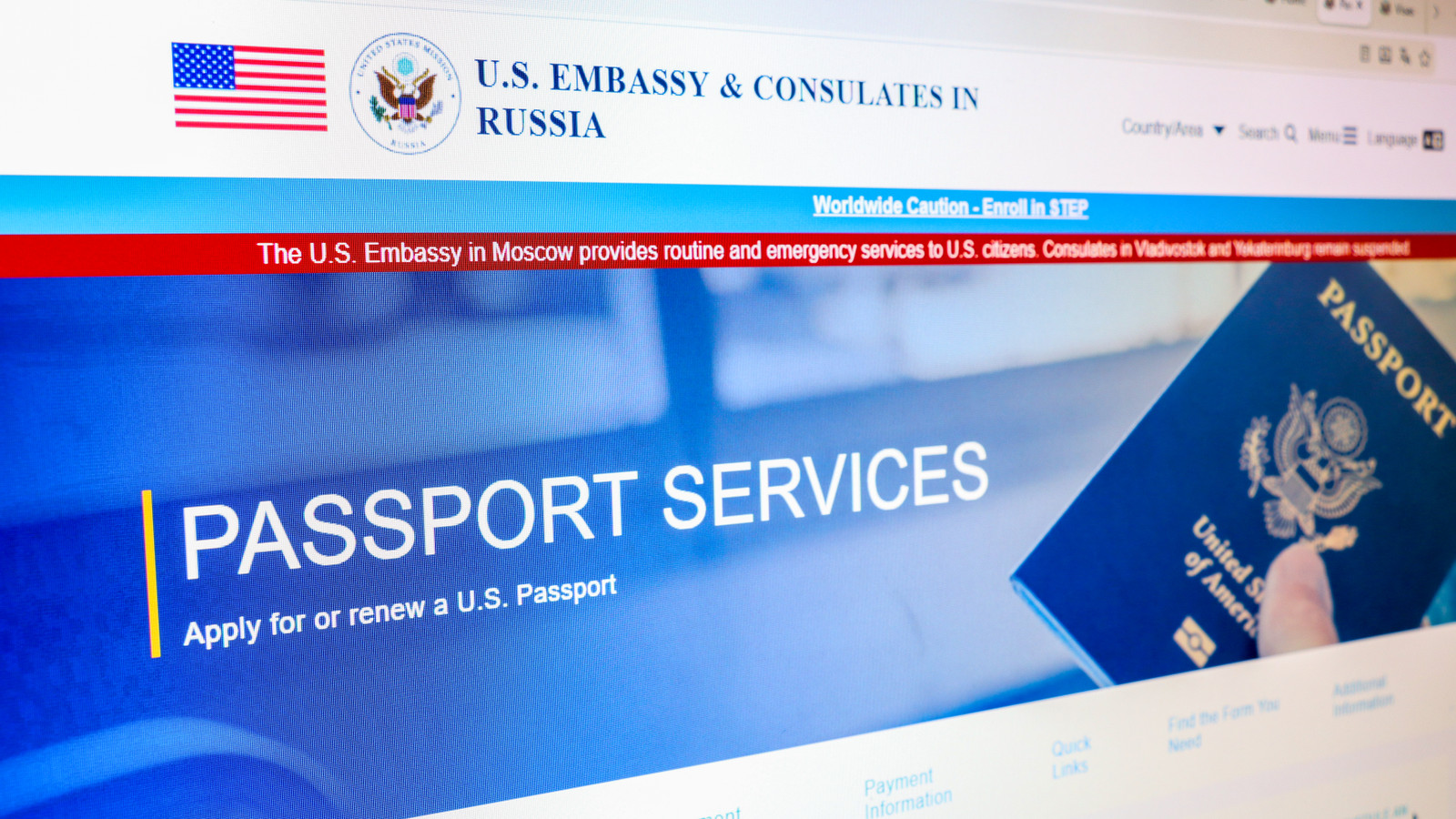 "Do Not Use Online Renewal": U.S. State Department Issues Passport Warning To American Travelers Overseas