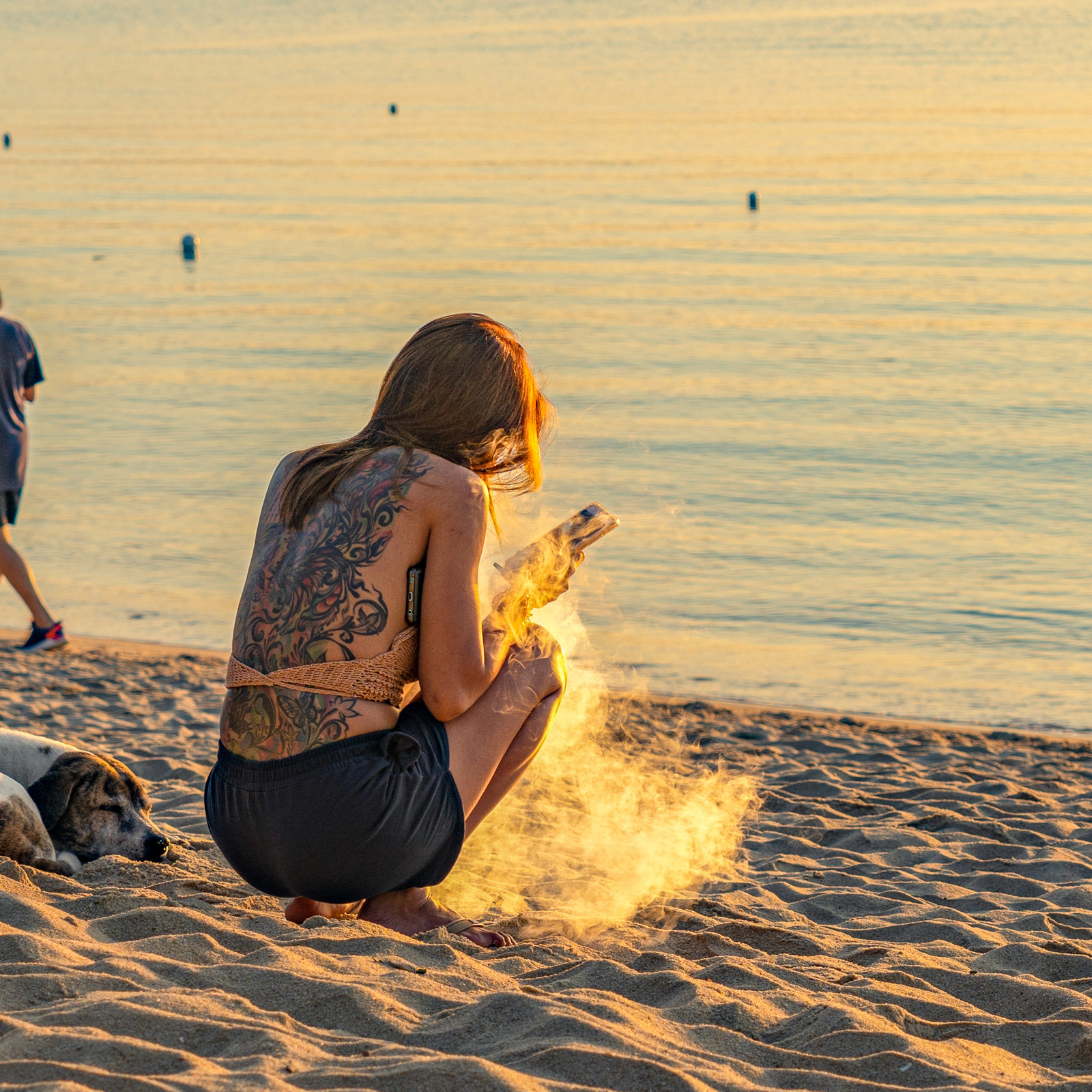 Americans Warned Of Electronic Device Ban After Police Detain And Fine Tourist $1,200 In Popular Vacation Destination Americans Warned Of Electronic Device Ban After Police Detain And Fine Tourist $1,200 In Popular Vacation Destination