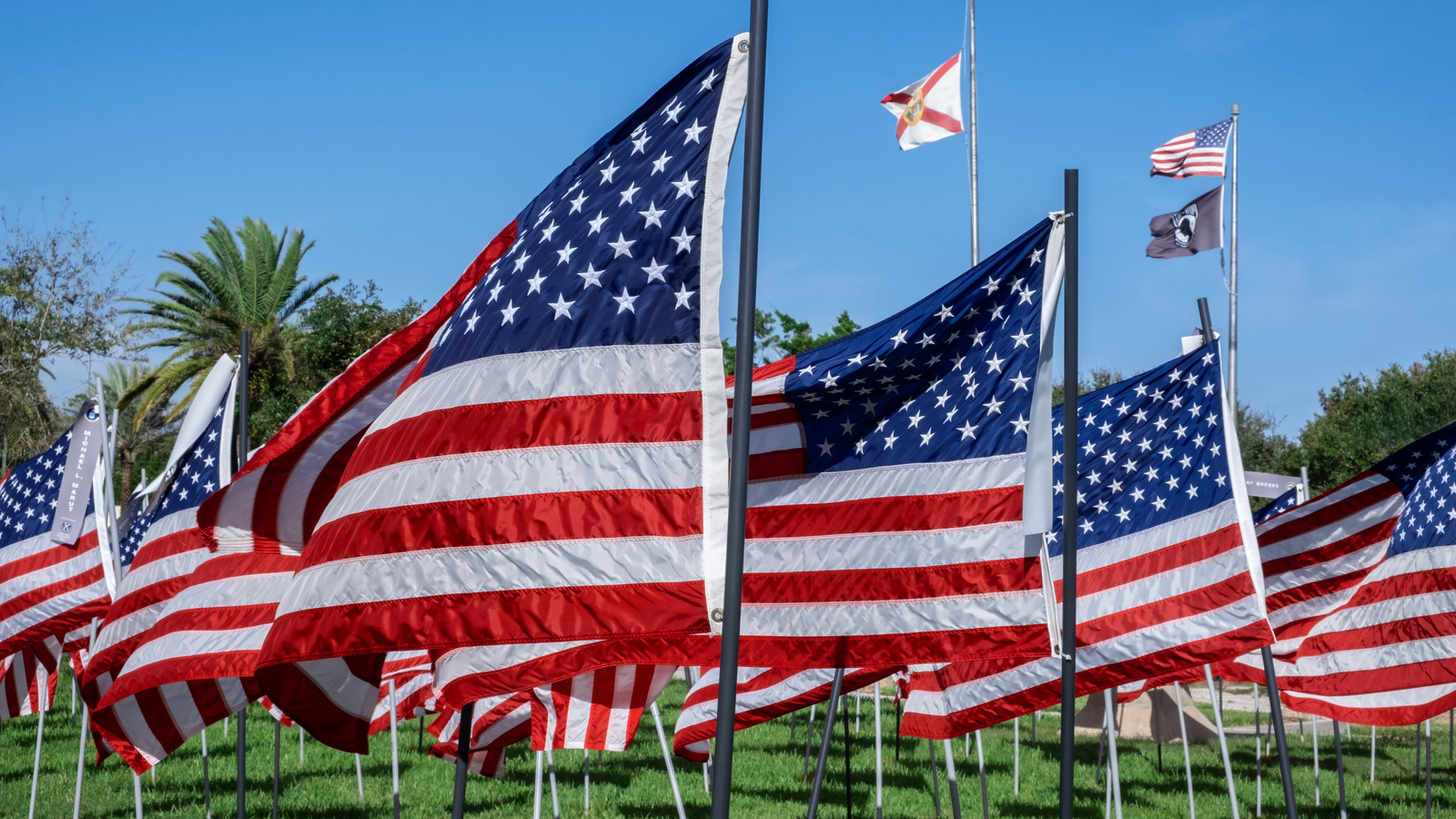 Forget The Big Cities: These 3 Small Towns Are The Most All-American Memorial Day Weekend Destinations
