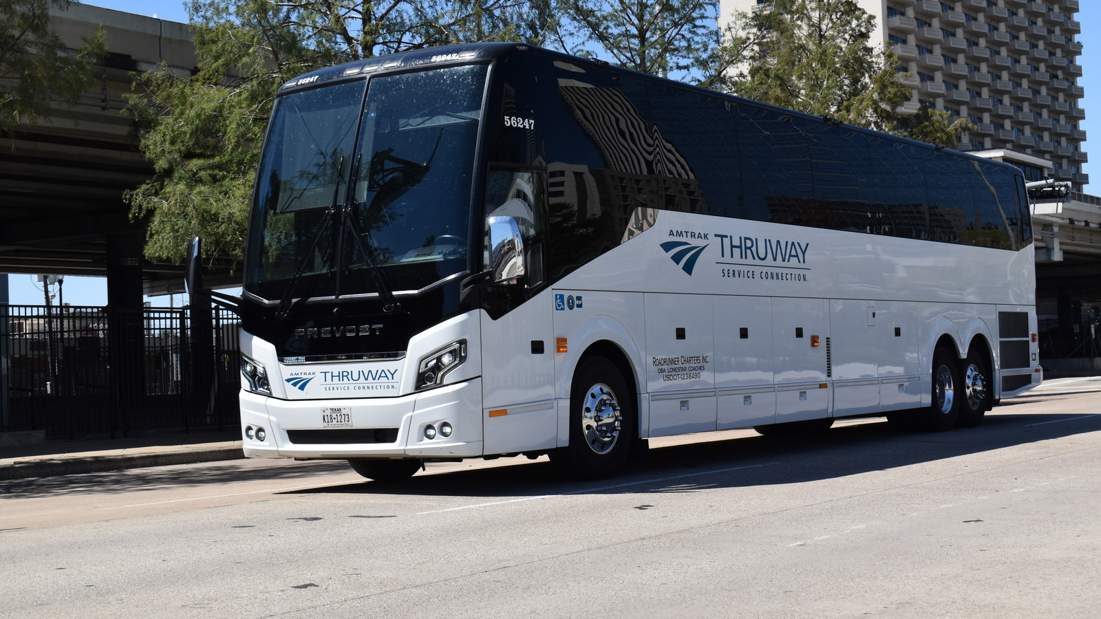 Amtrak Passenger Warns Travelers After Calling Police On Bus Driver For Refusal To Stop