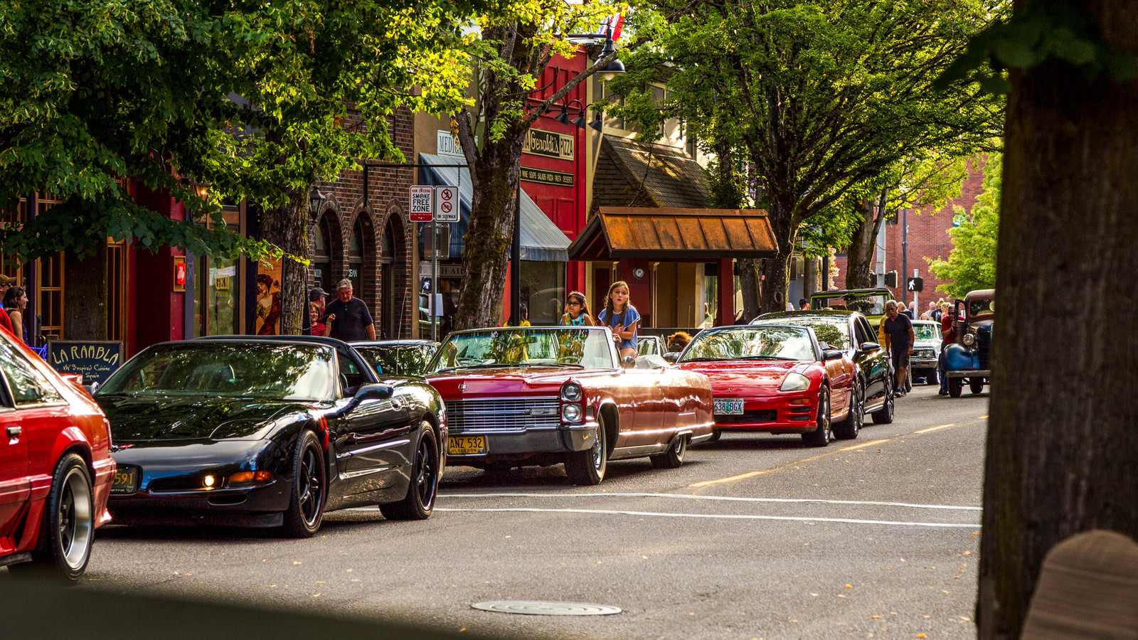 The "Tiny Scotland" Of Oregon Is The Friendliest Town In The State