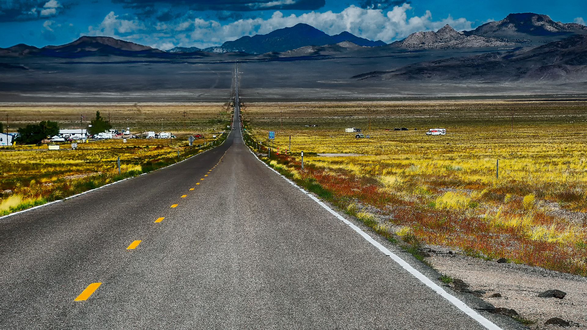 T. Hamada On the sand ヴァイオレットの場所 Forget Route 66: This Nevada Desert Drive Feels Like 'Mad Max