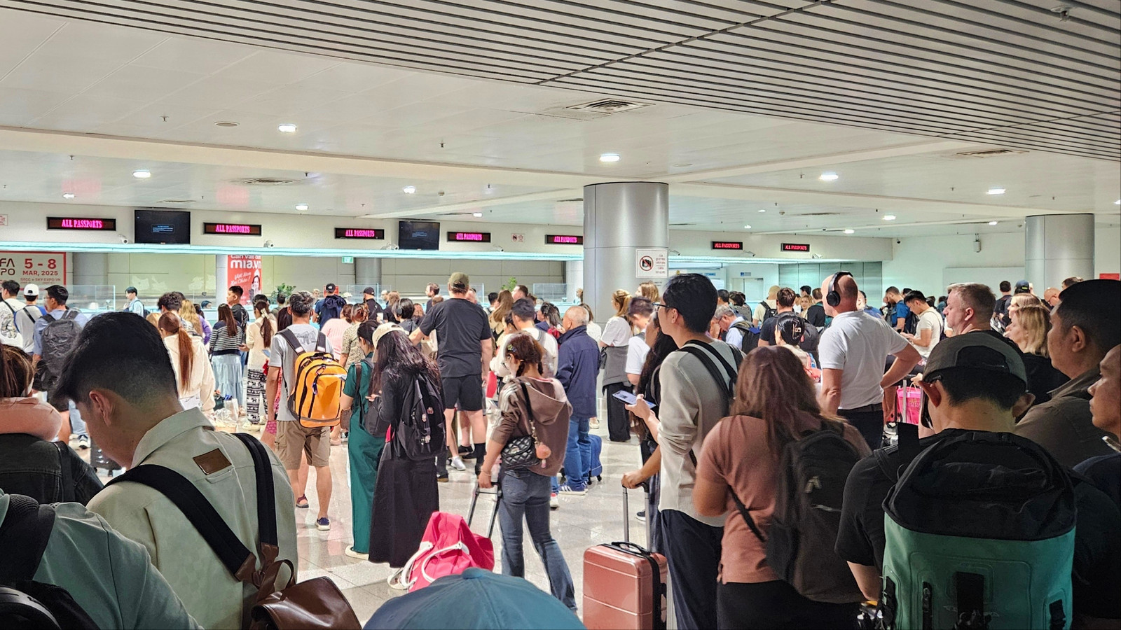 Canadian Government Warns Of Entry Rule That Has Caused Chaos In Destination With Record Surge In North American Tourists