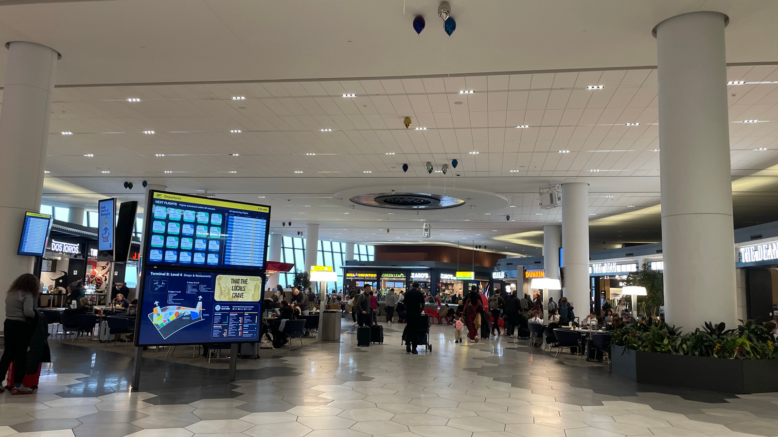 Delta Air Lines Cancels Hundreds of Flights in 48 Hours Amid FAA Intervention at Hubs