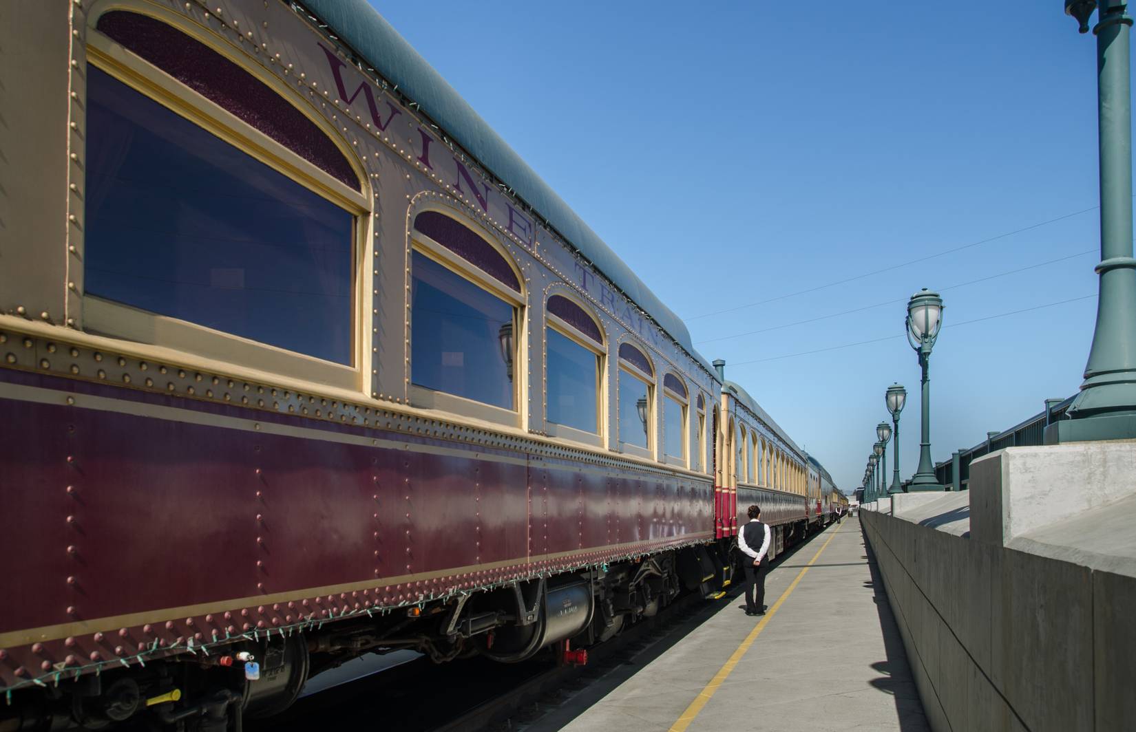 A Look At The 8 Most Luxurious Train Rides In The U.S.