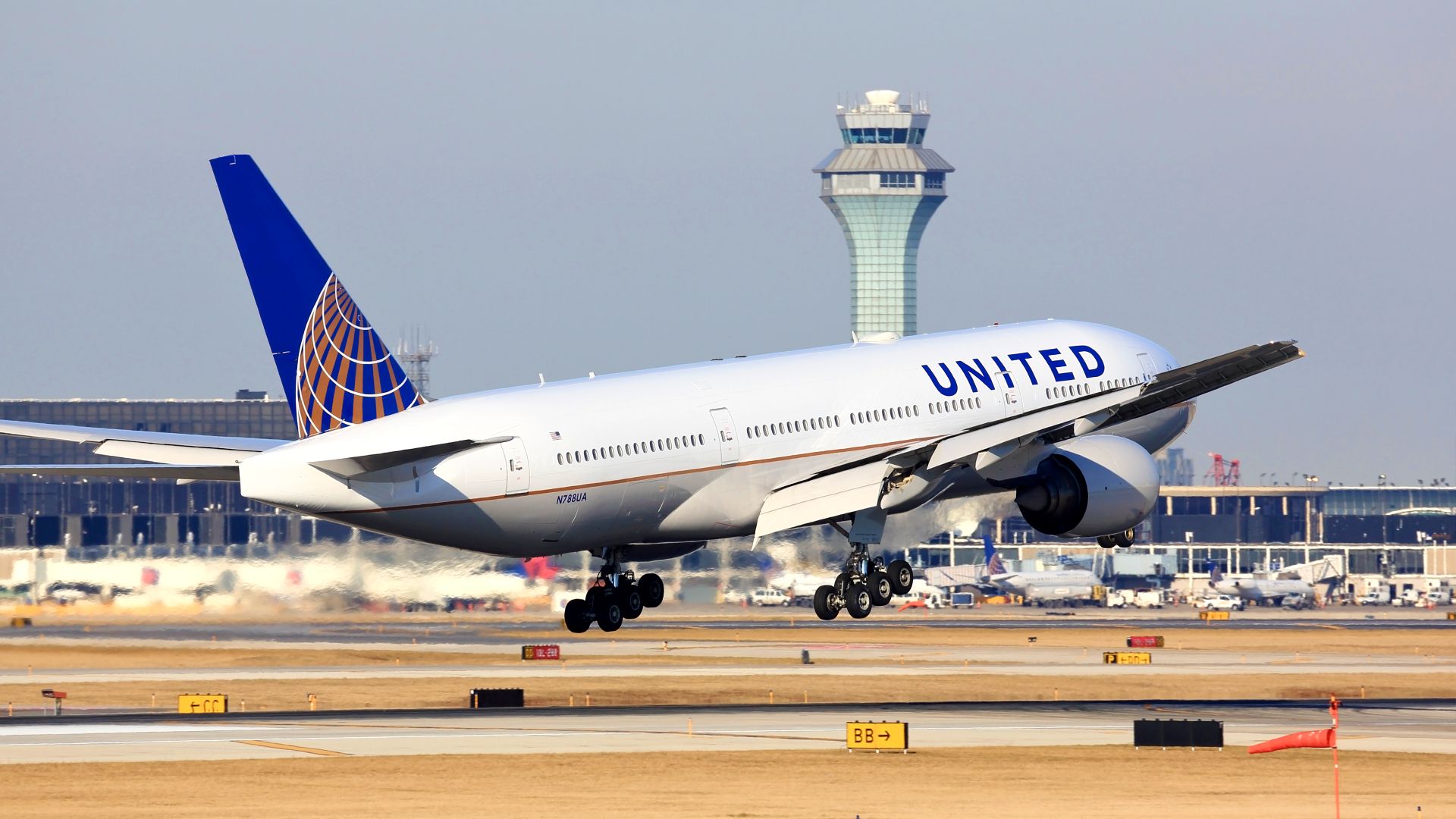 United Airlines Doubles Passenger Reimbursement After 20-Hour Flight To ORD