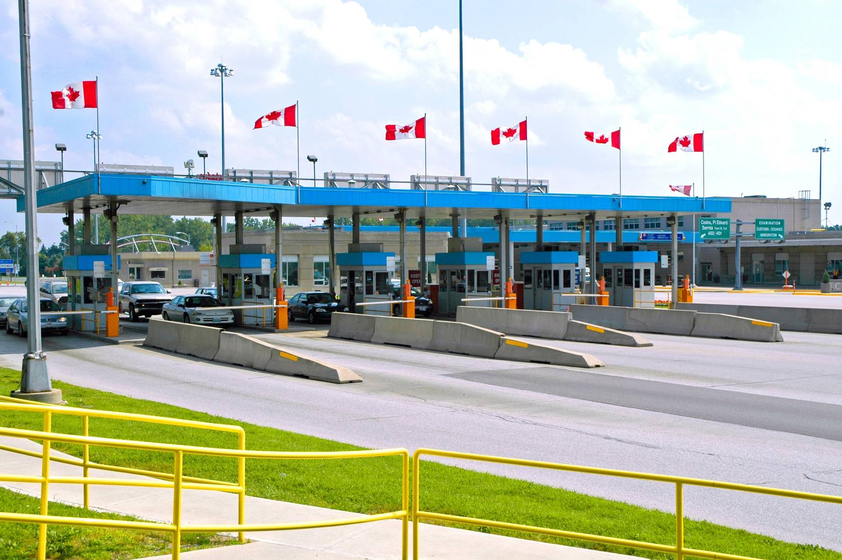 Canada Border Services Agency (CBSA) checkpoint between Ontario and Michigan