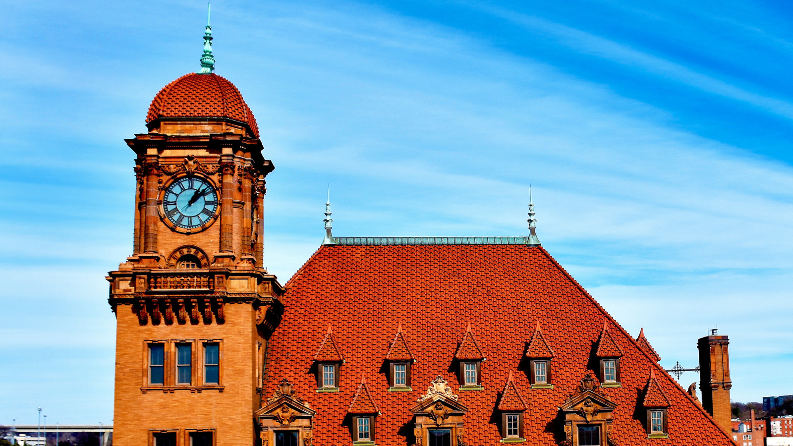 The South's Most Beautiful Amtrak Station Is Also Its Most Underrated