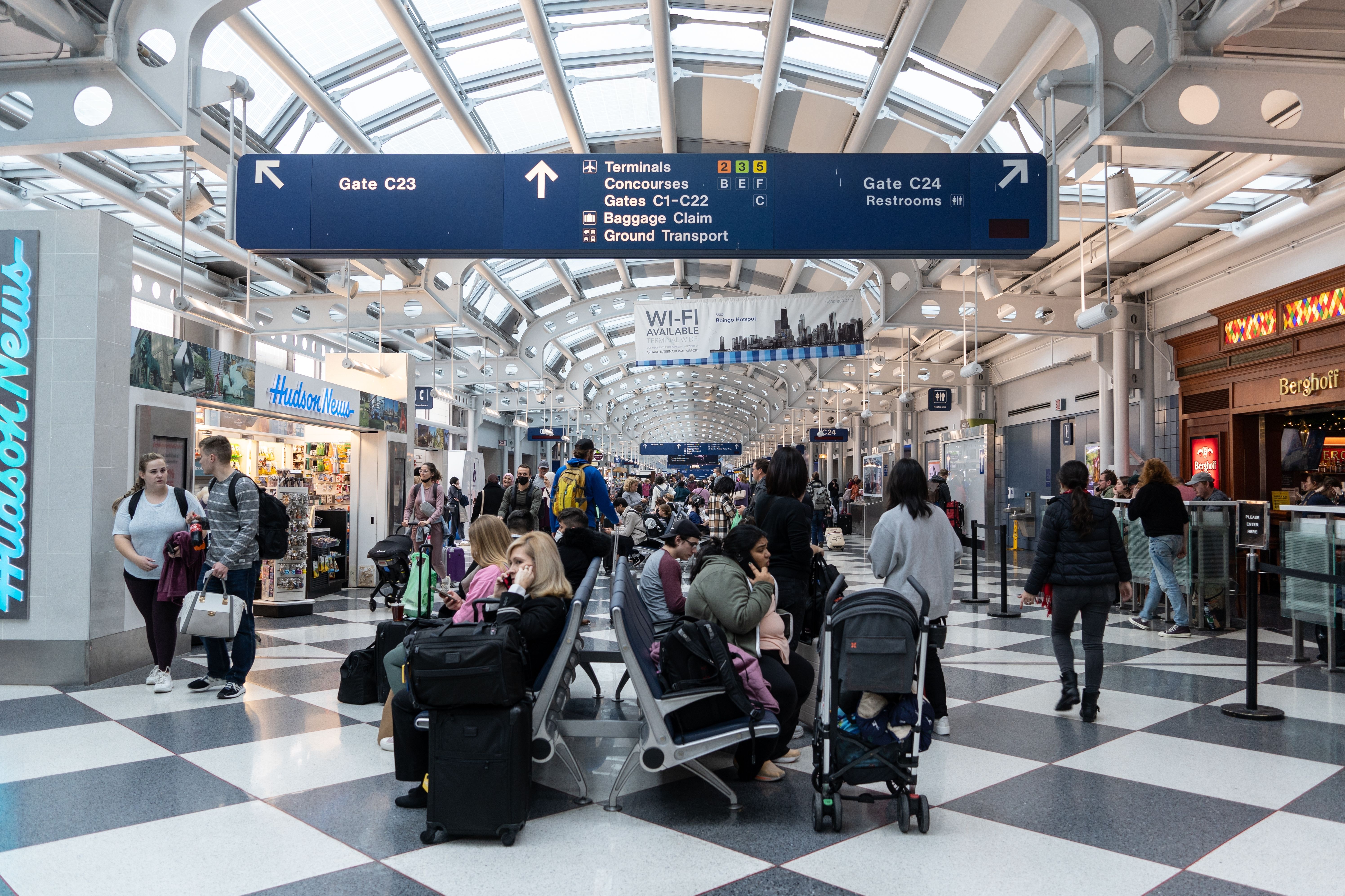 FAA Pauses All Flights For Hours At America's Busiest Airport: 6 Major U.S. Hubs Cancel Flights Over Weather And Staffin
