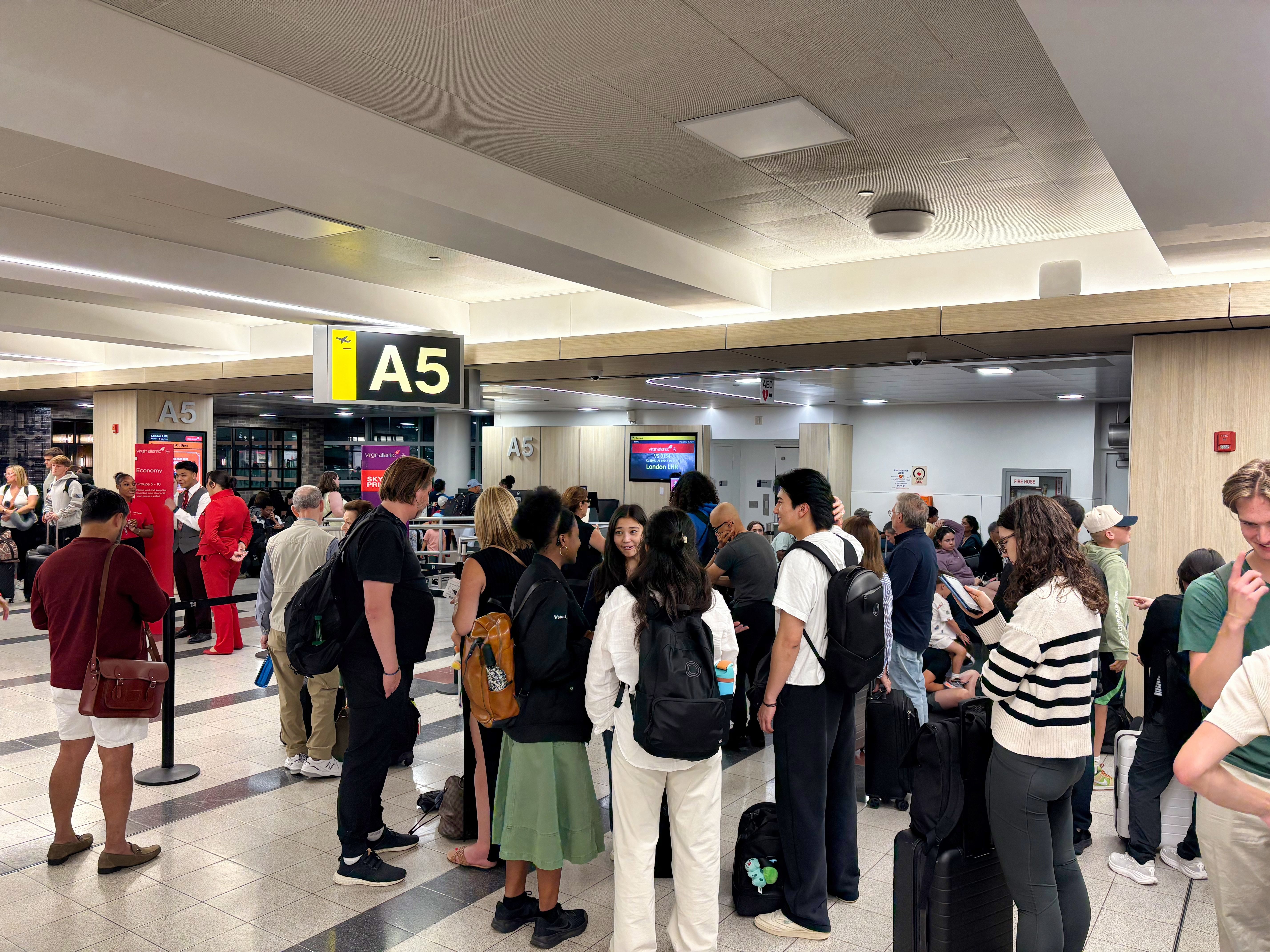 FAA Ground Stops Are Affecting 3 Major U.S. East Coast Airports: Airlines Cancel Hundreds Of Flights
