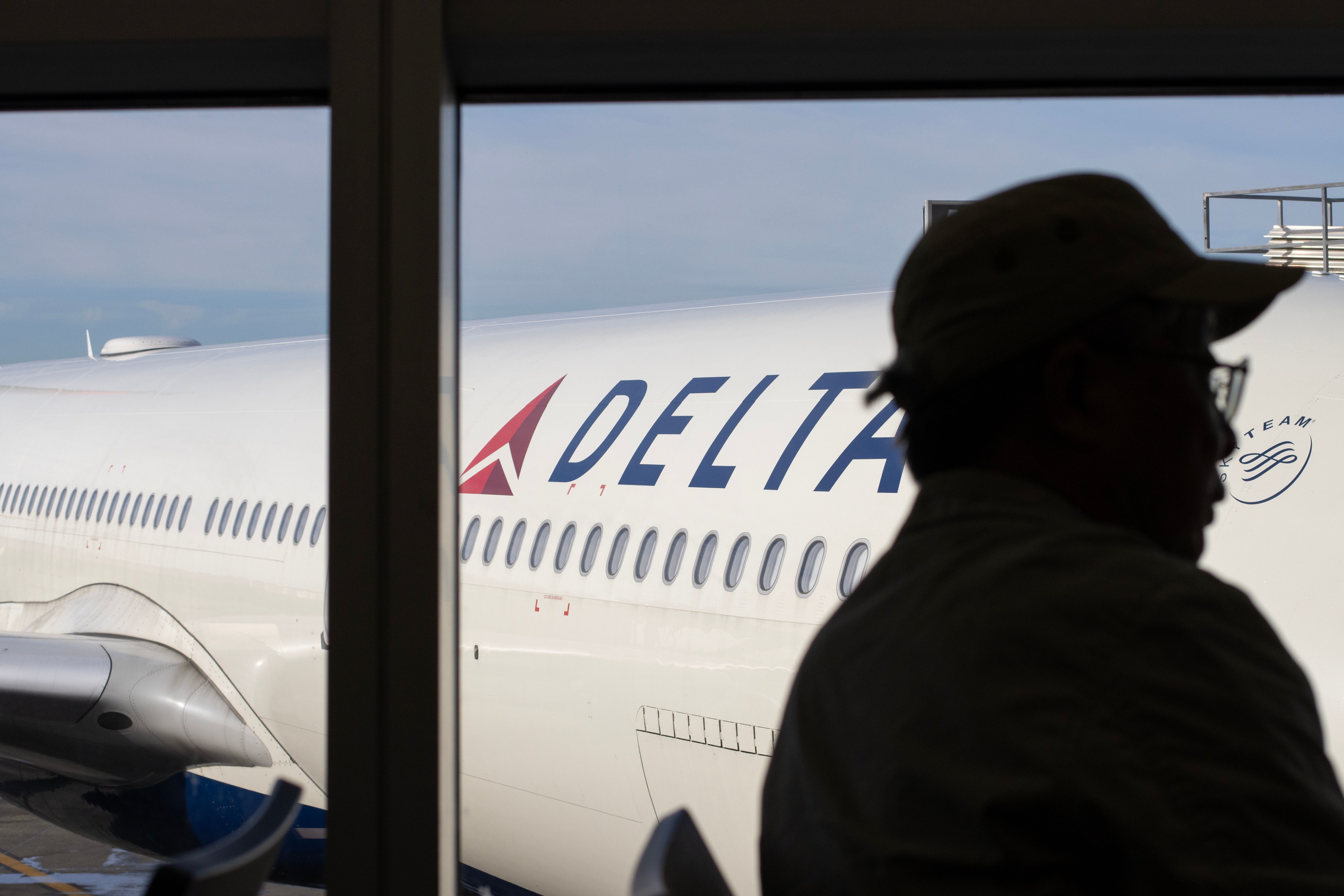 Delta Air Lines Weekend Cancellations Surge As Pilots Work Above Pay Grade With Baggage Handling Duties