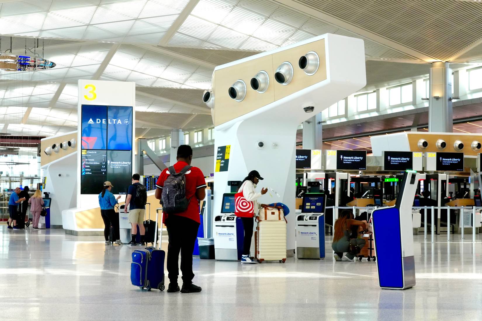 Newark Terminal Adds 8 Gates As Travelers Face Congestion After Demand ...