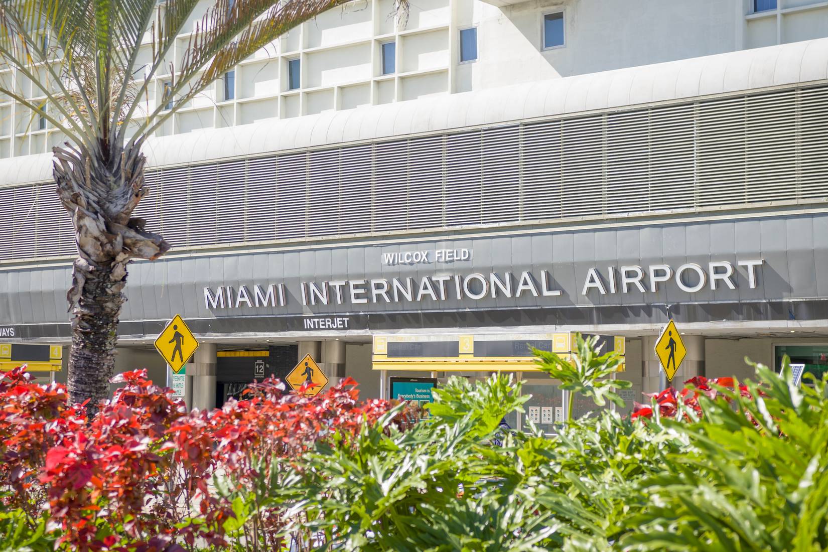 Miami International Airport (MIA)