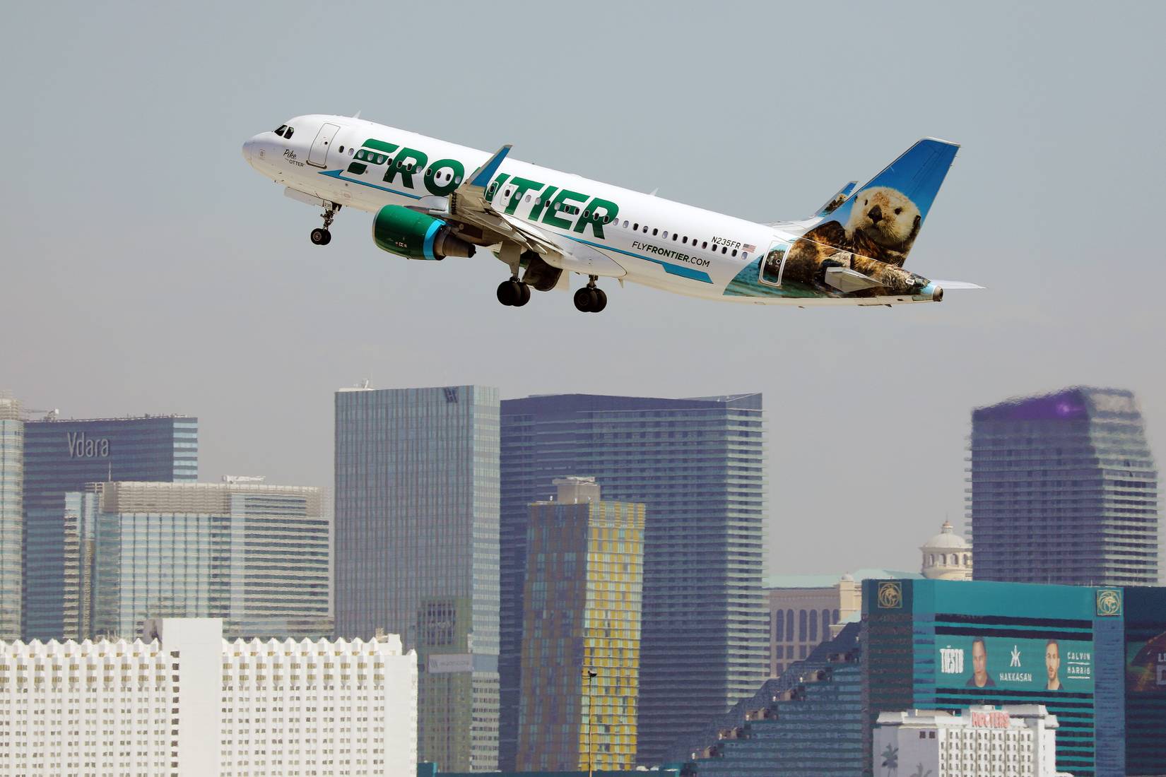 Ranked: The Budget Airlines Now Flying Real First-Class Cabins In 2027