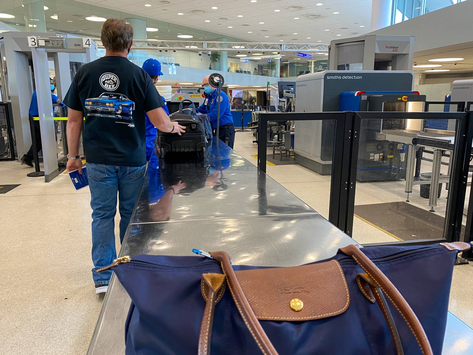 TSA's New Scanner Might Not Allow Your Carry-On, Even If Your Airline Will
