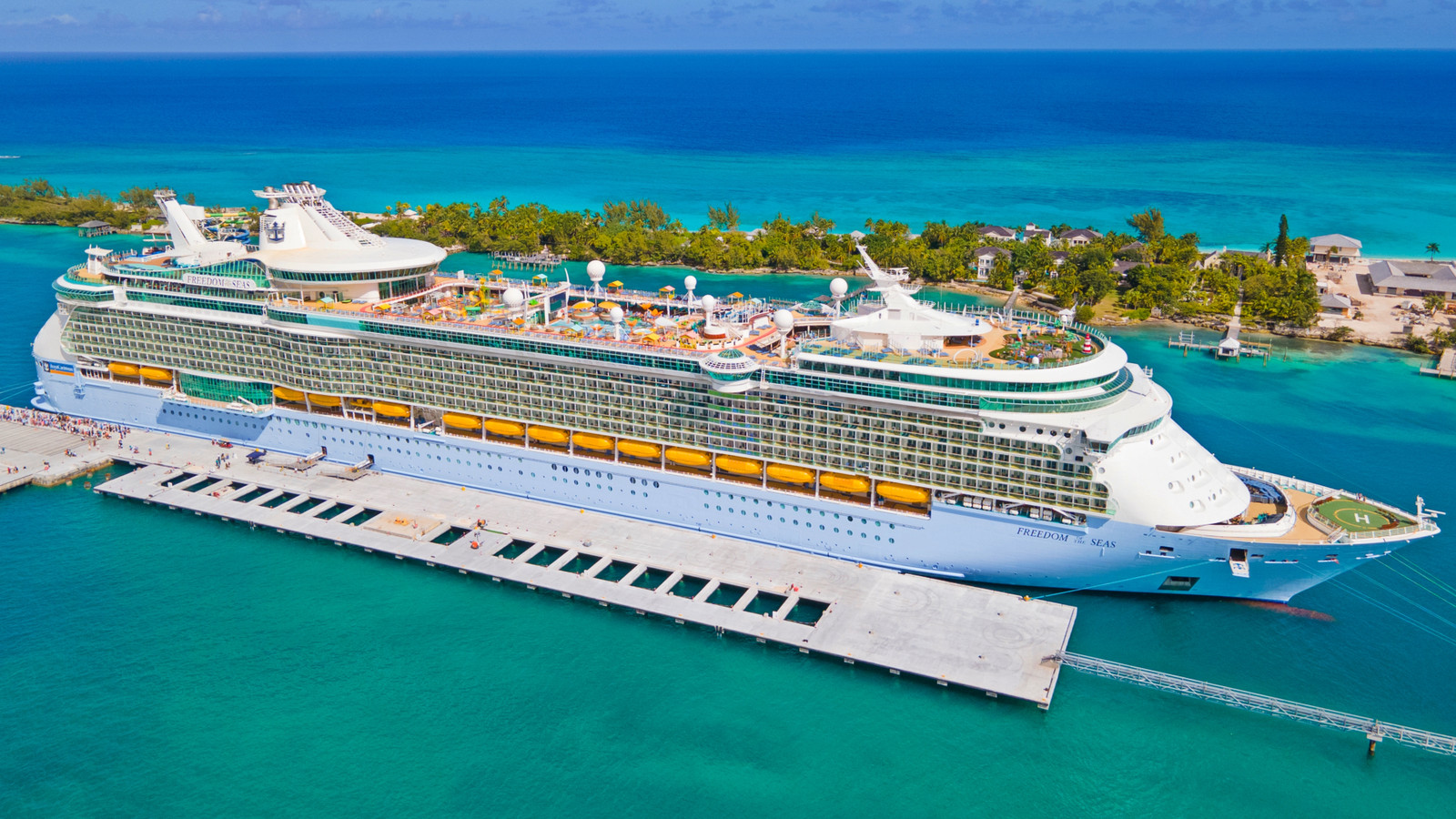 Cruisers Defend Royal Caribbean After U.S. Border Patrol Stops Guest Over Unusual Checkout Request