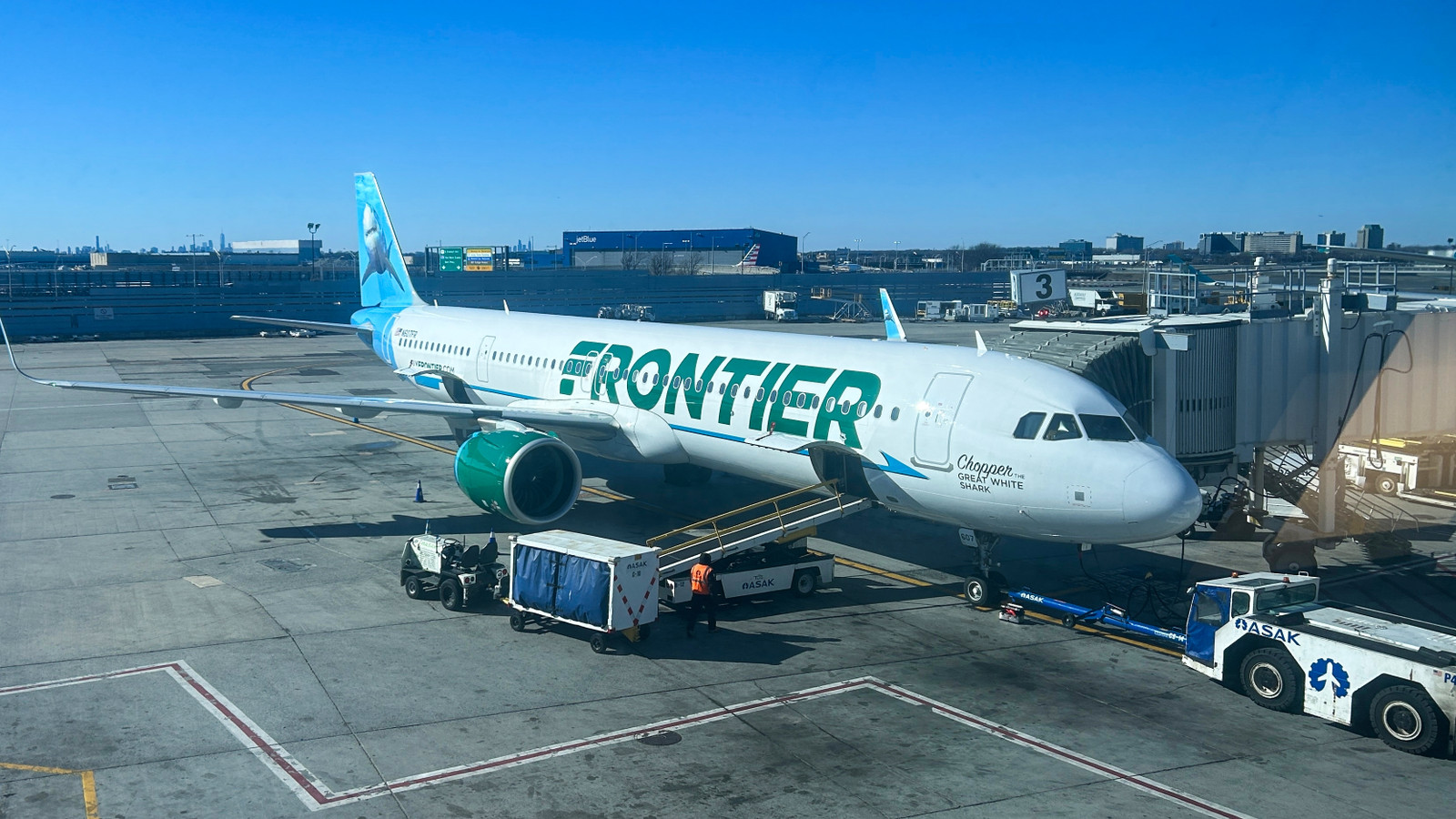 Frontier Airlines Passengers Can No Longer Use JFK Airport From October 5