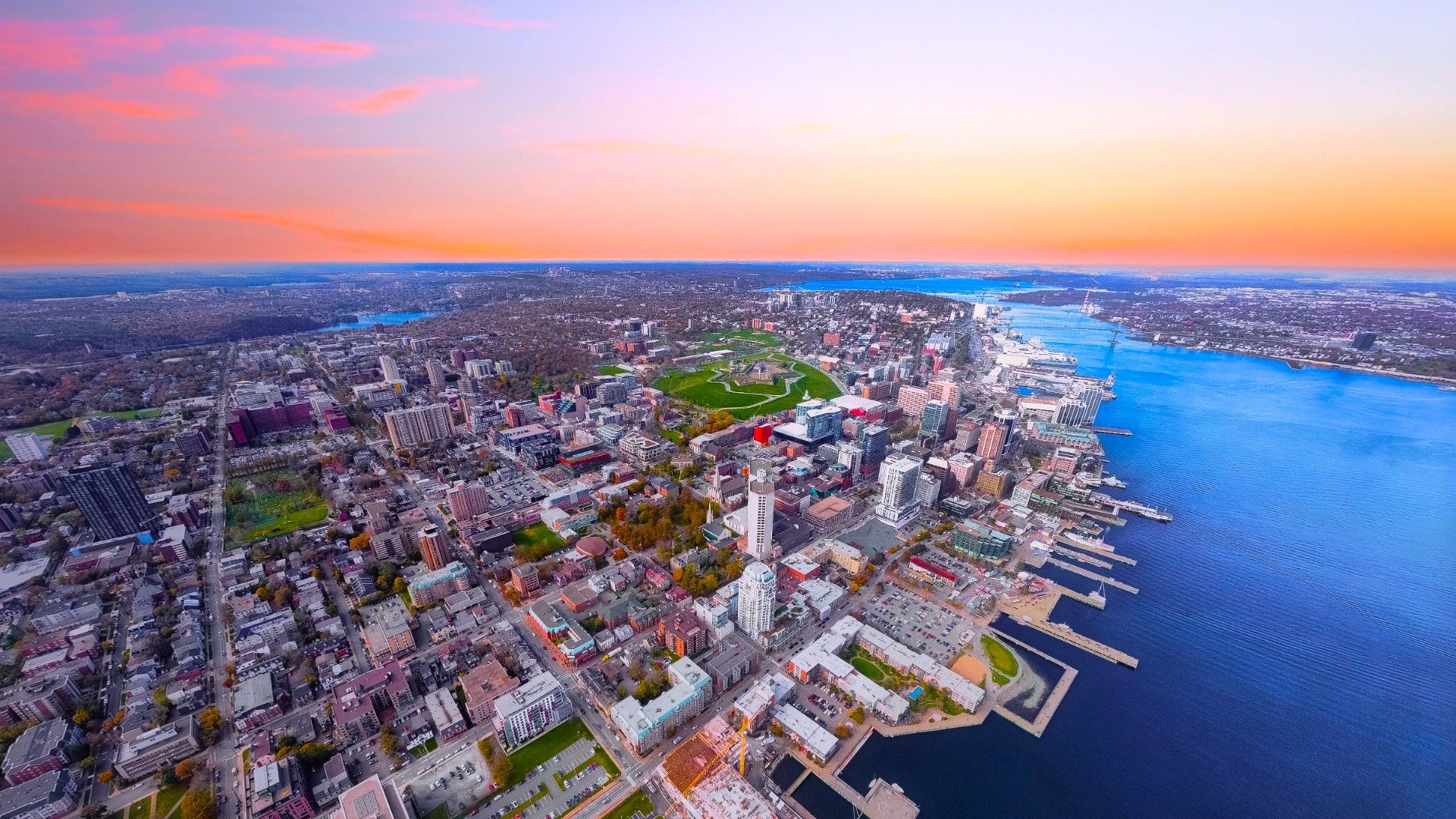 その他 Artbeats Canadian City Aerials HD Vol 2 Skip These U.S. Cities And Get The Canadian Upgrade': Traveler