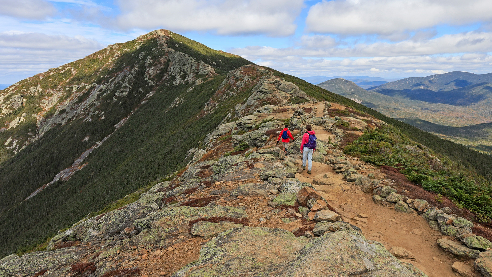 U.S. State Urges Fall Hikers To Buy $25 Card Or Risk Thousands In Fines