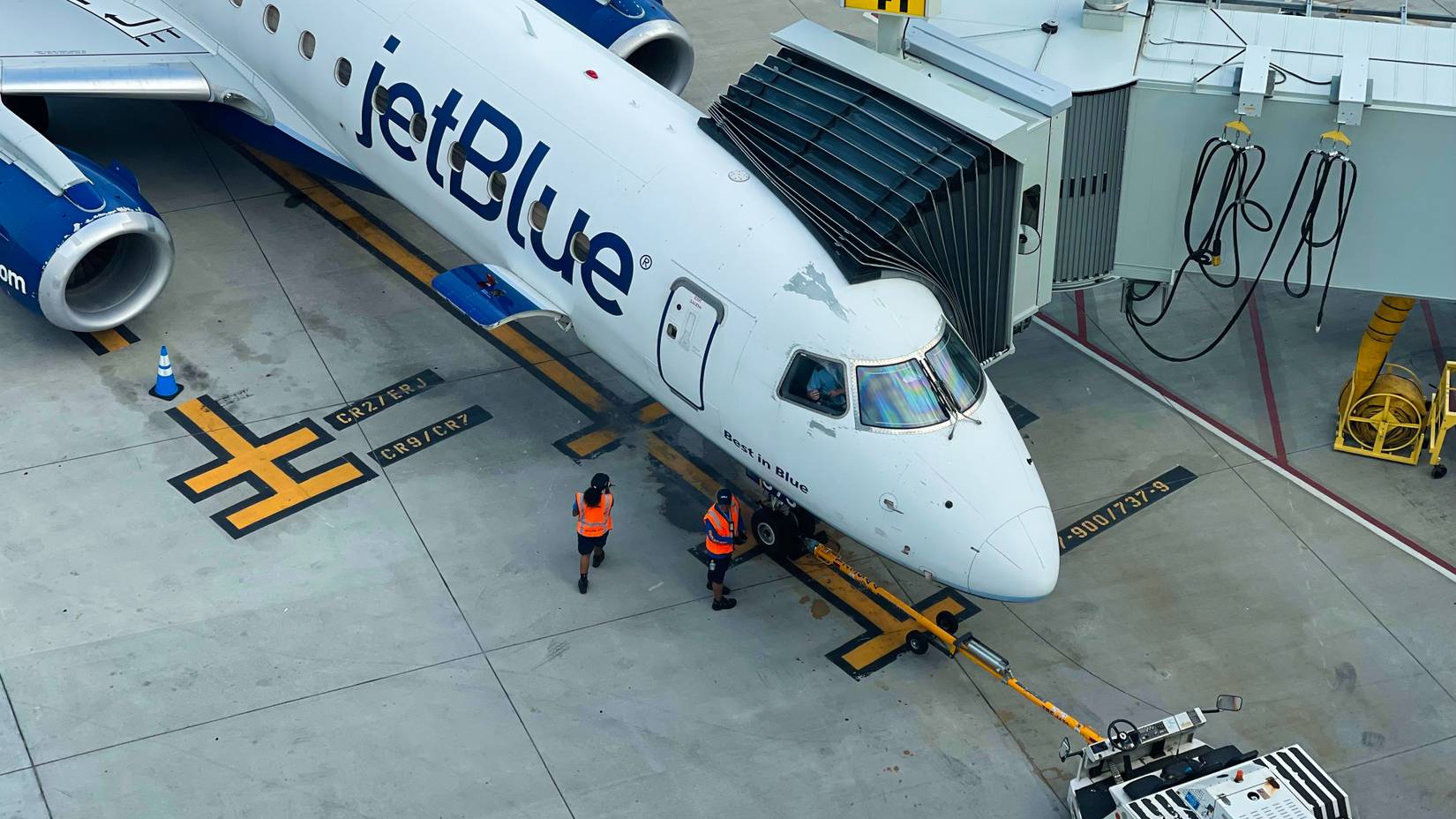 JetBlue Plane at Gate J, Terminal B, LaGuardia Airport,