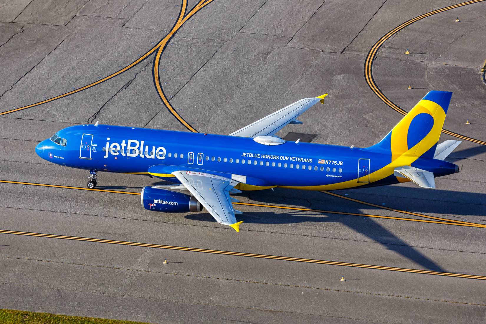 JetBlue Officially Adds First-Ever Child-Free Flights Between U.S. Snowbird Destination And JFK